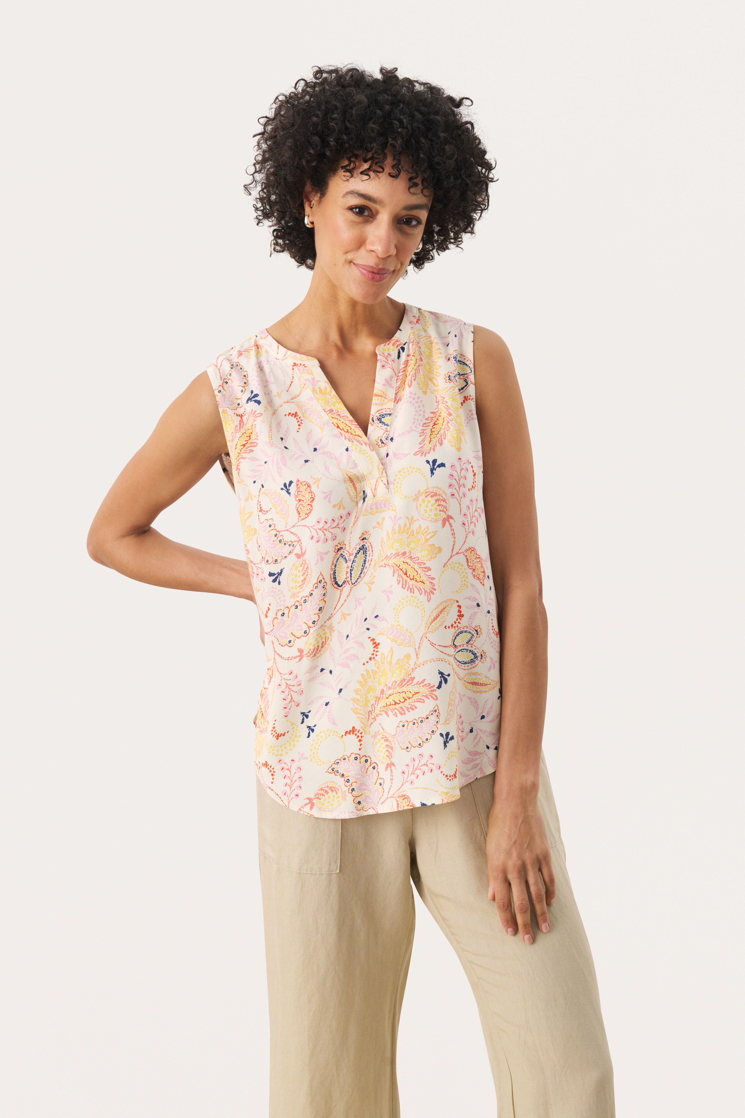 AndiaPW Blus LOOKBOOK FRONT 30308317-303803