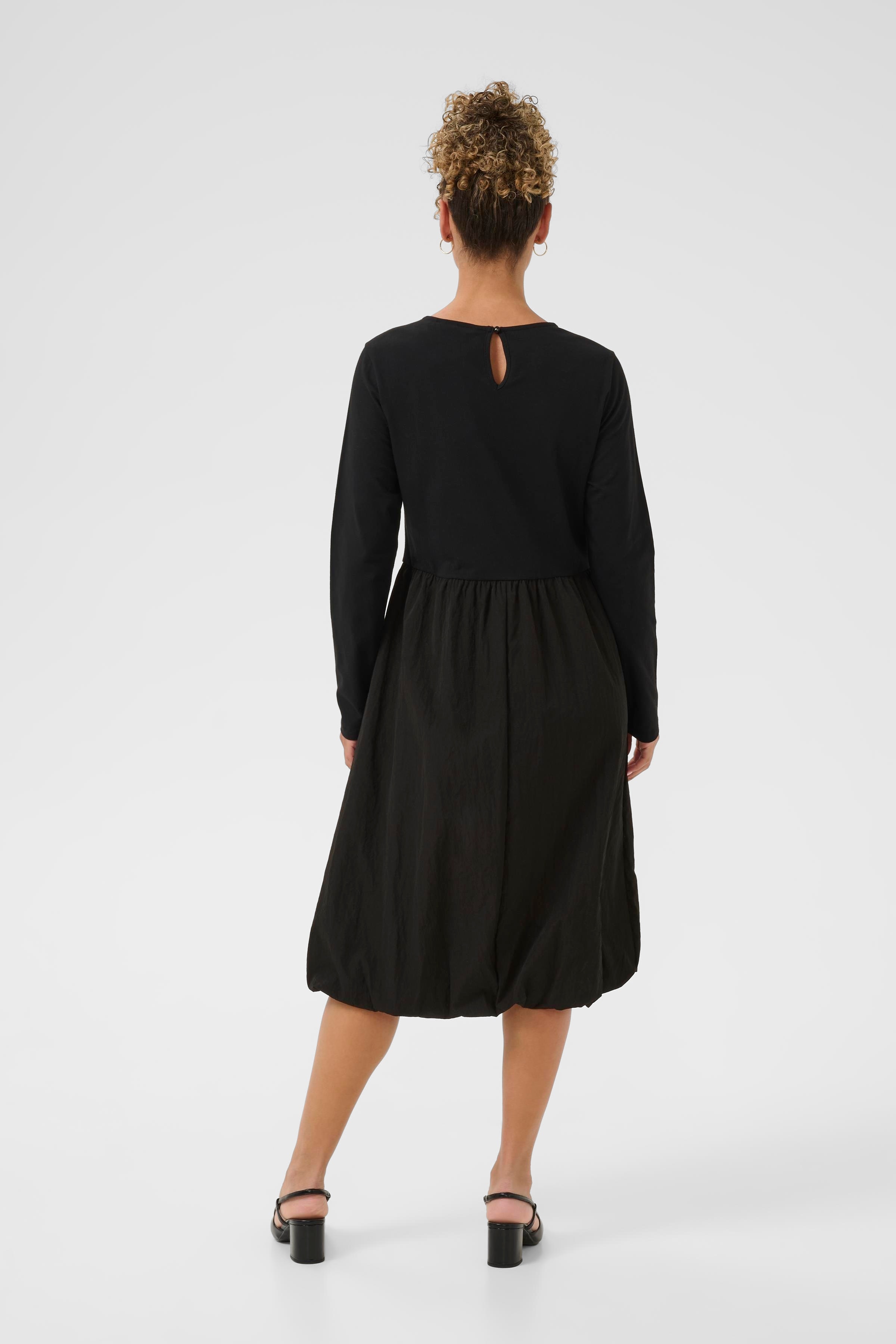 CRCamma Kleid LOOKBOOK BACK 10614454-100120