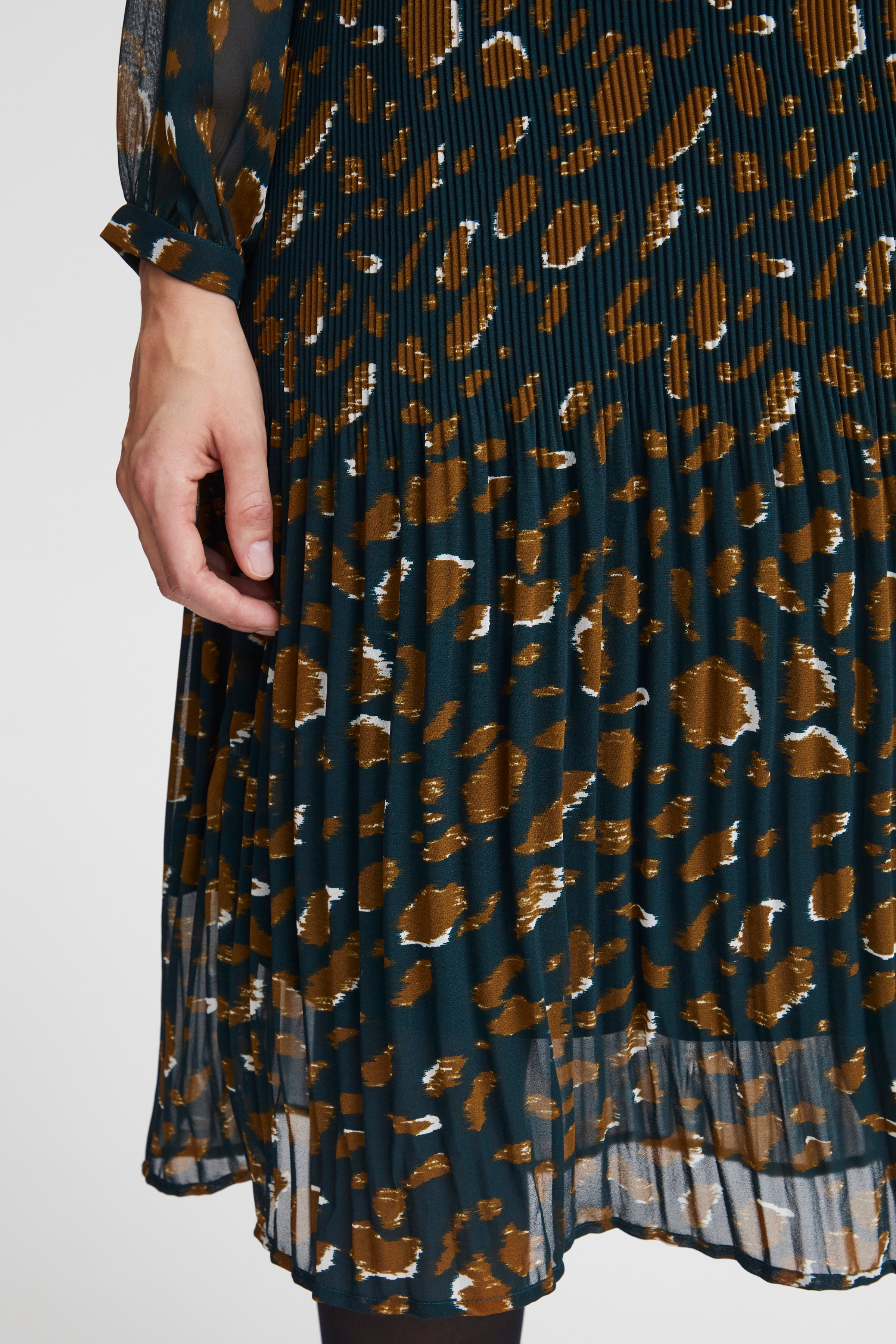 FRPLEATS Jurk LOOKBOOK DETAIL 20612988-202573