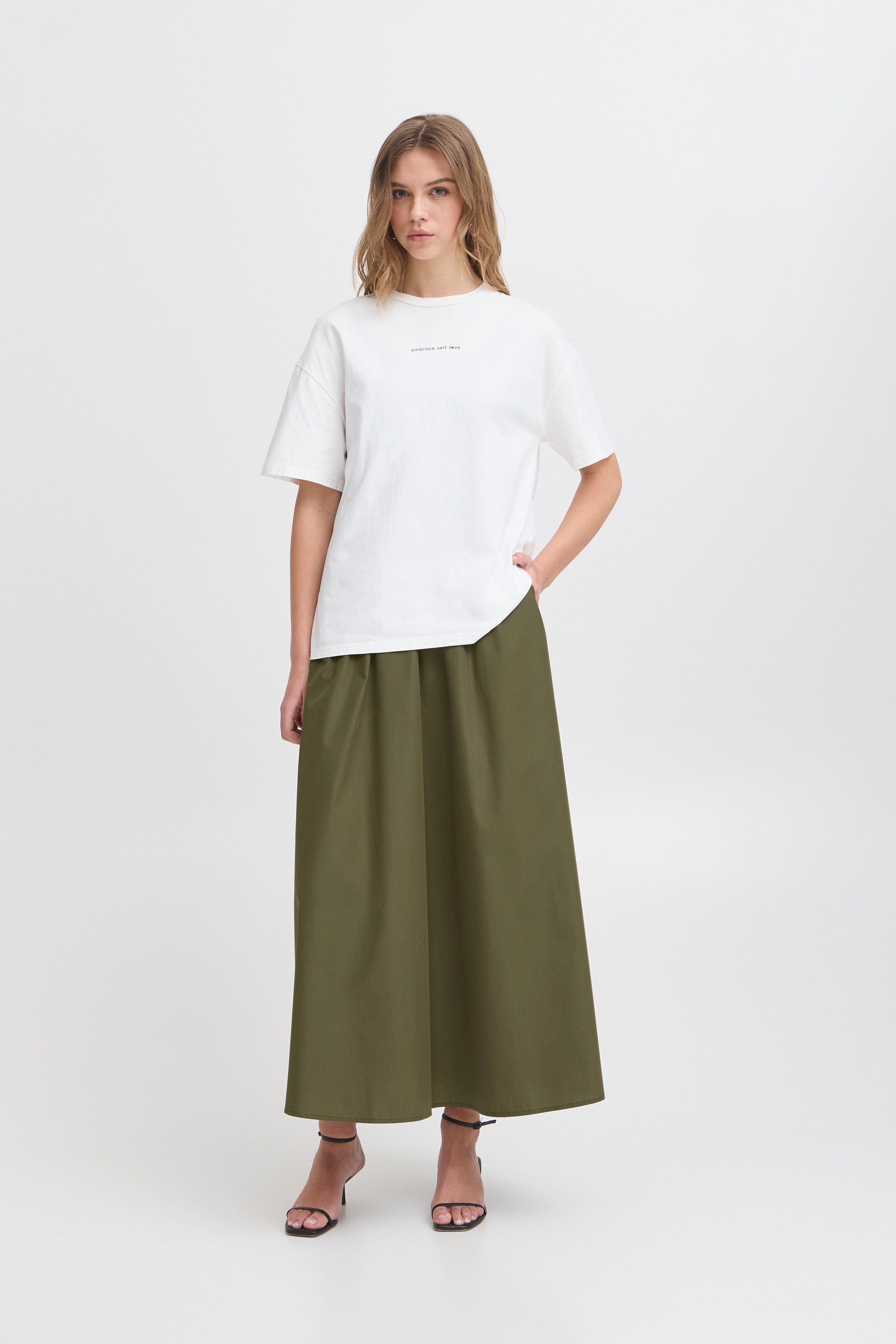 IXTAU Skirt LOOKBOOK FRONT 20123492-190512