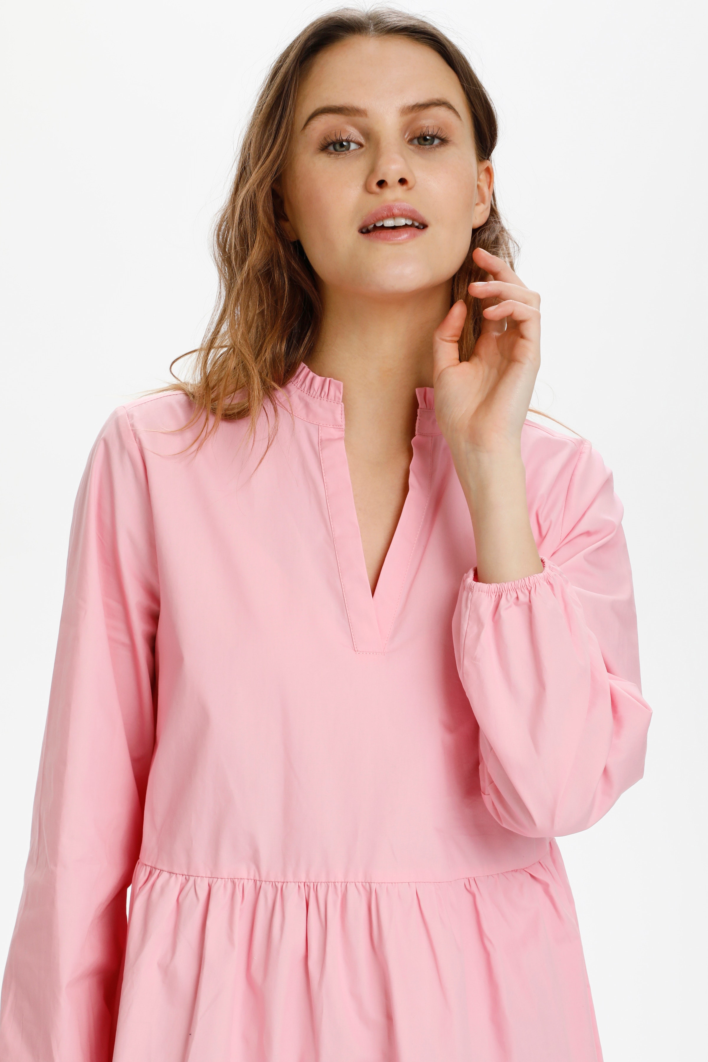 ElfigoSZ Dress

 LOOKBOOK DETAIL 30511502-171928
