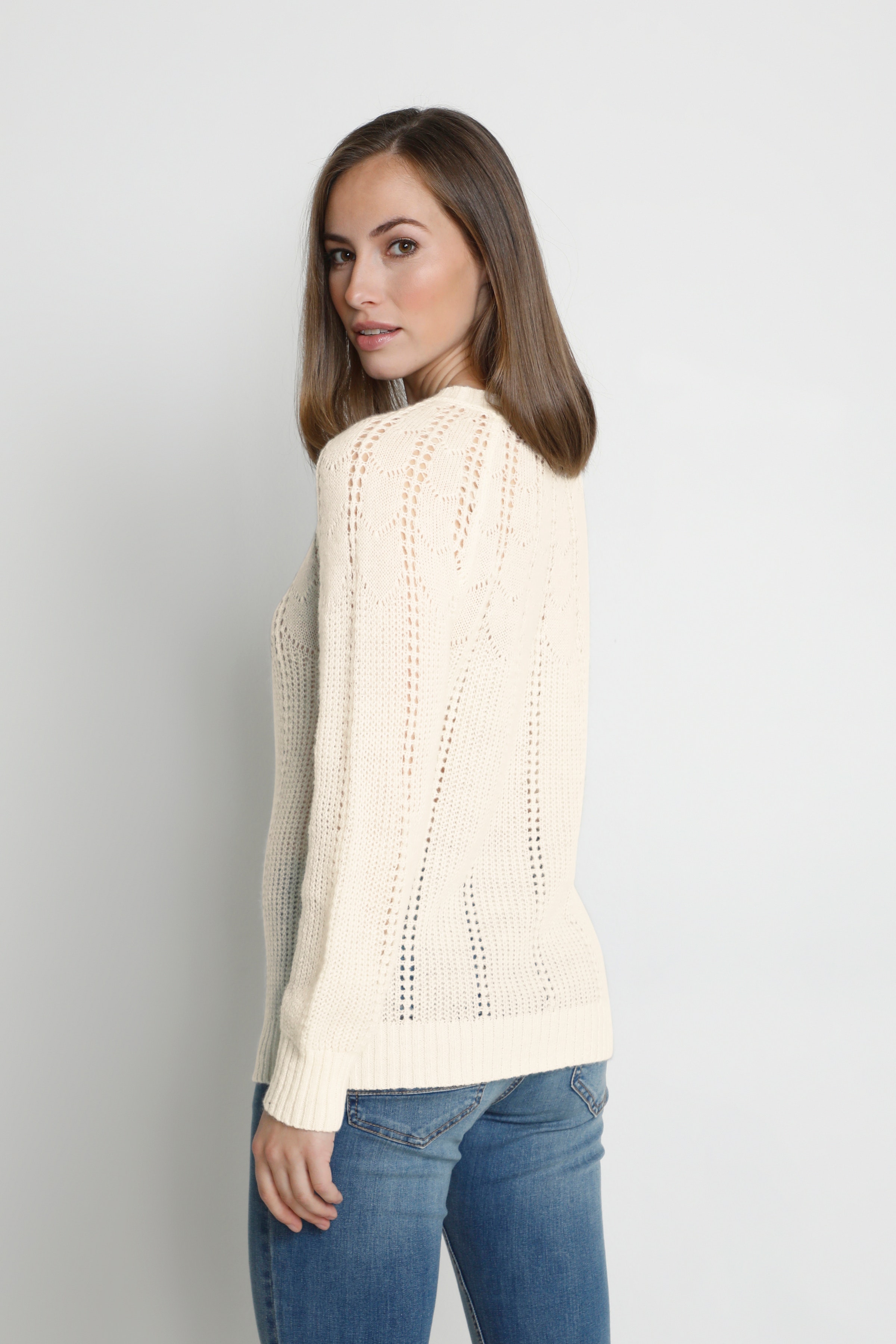 CRHalo Pullover LOOKBOOK BACK 10610054-120601