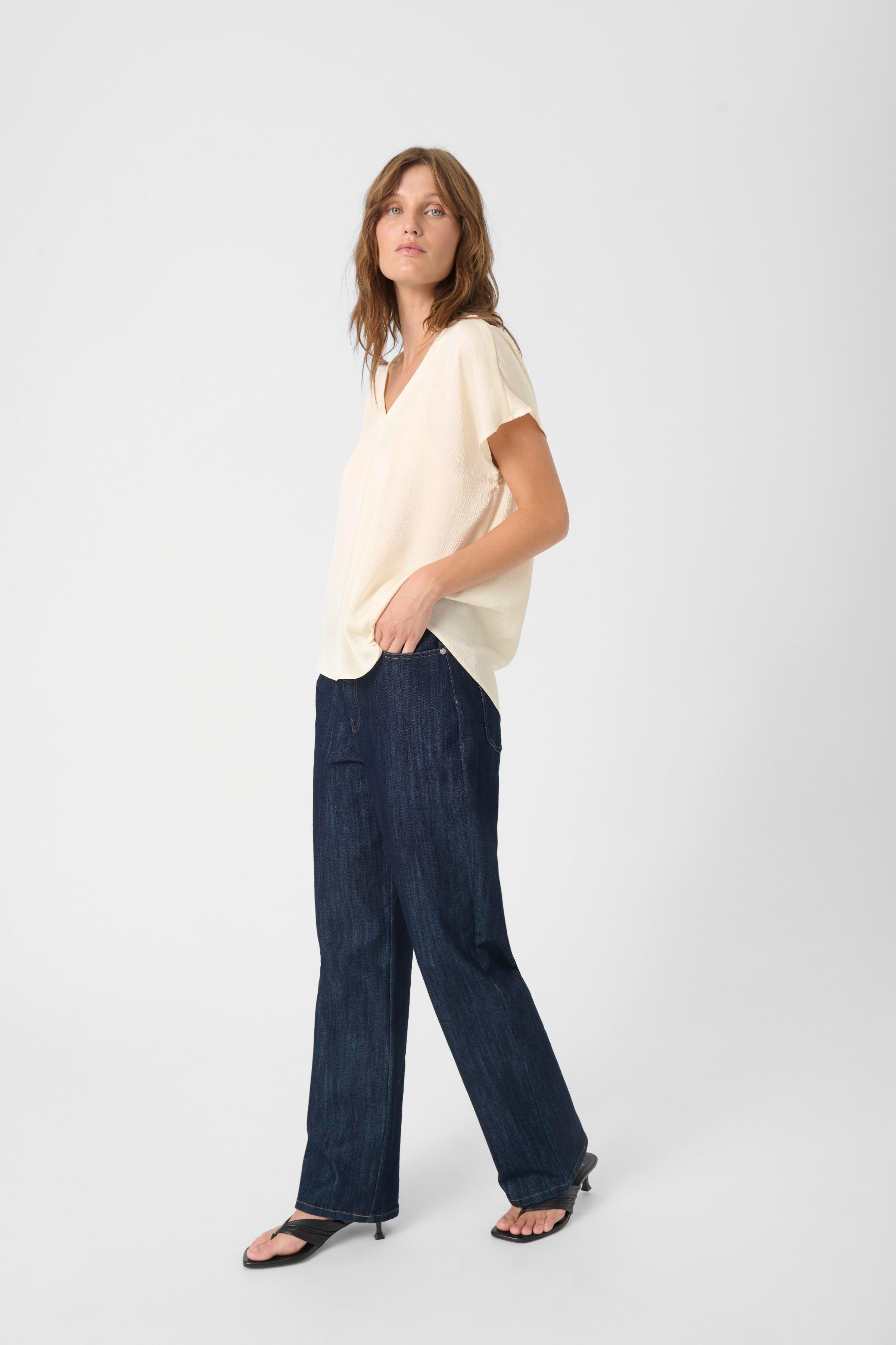 SLIoana Blouse LOOKBOOK FRONT 30407198-110701