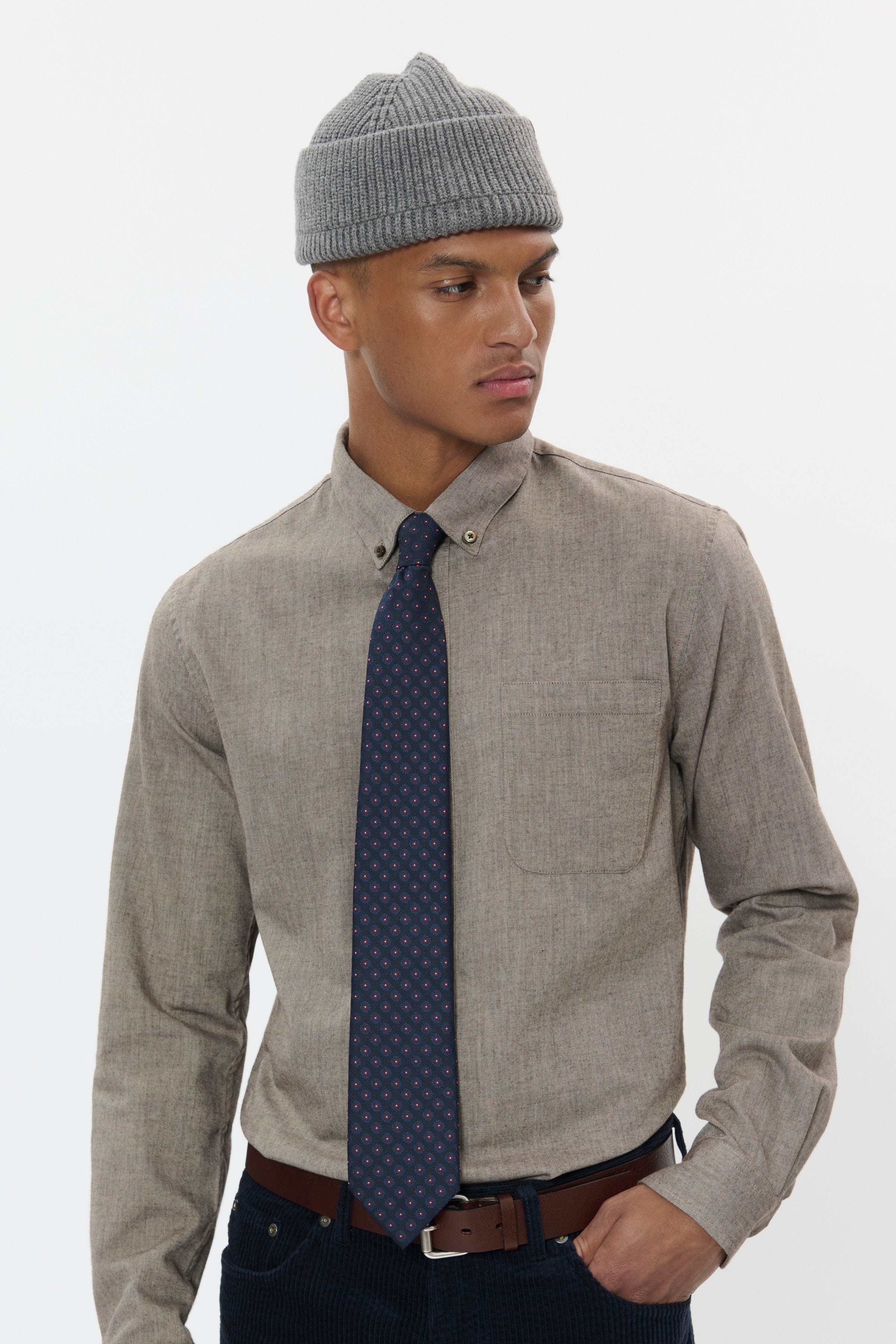 MAtie Slips LOOKBOOK FRONT 30208733-194011