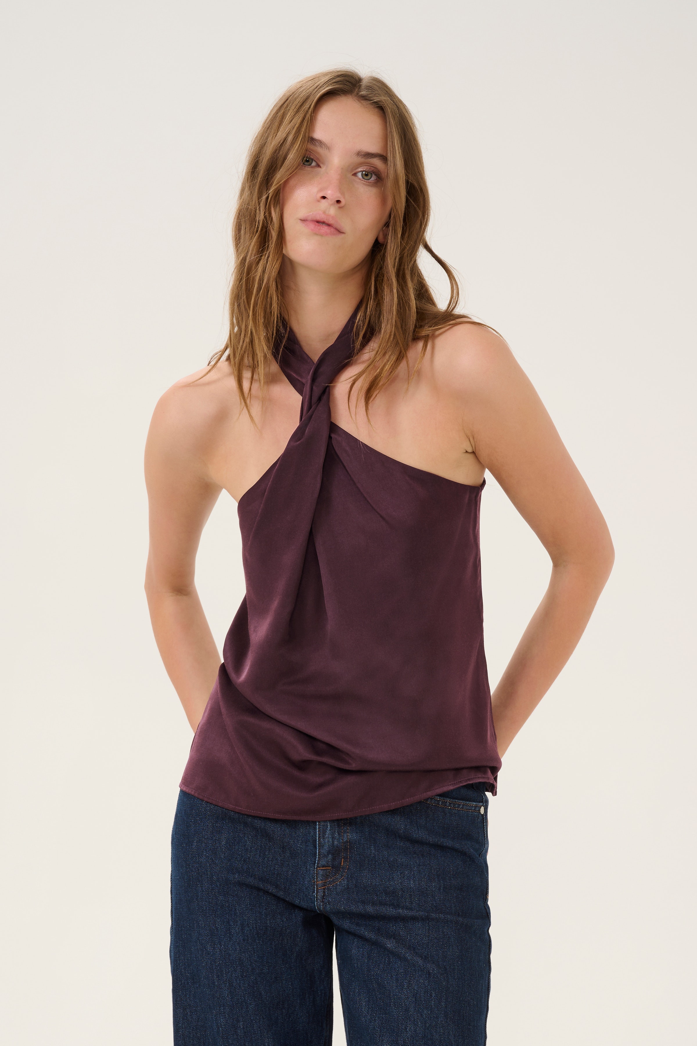 EstelleMW Top LOOKBOOK FRONT 10705052-191619