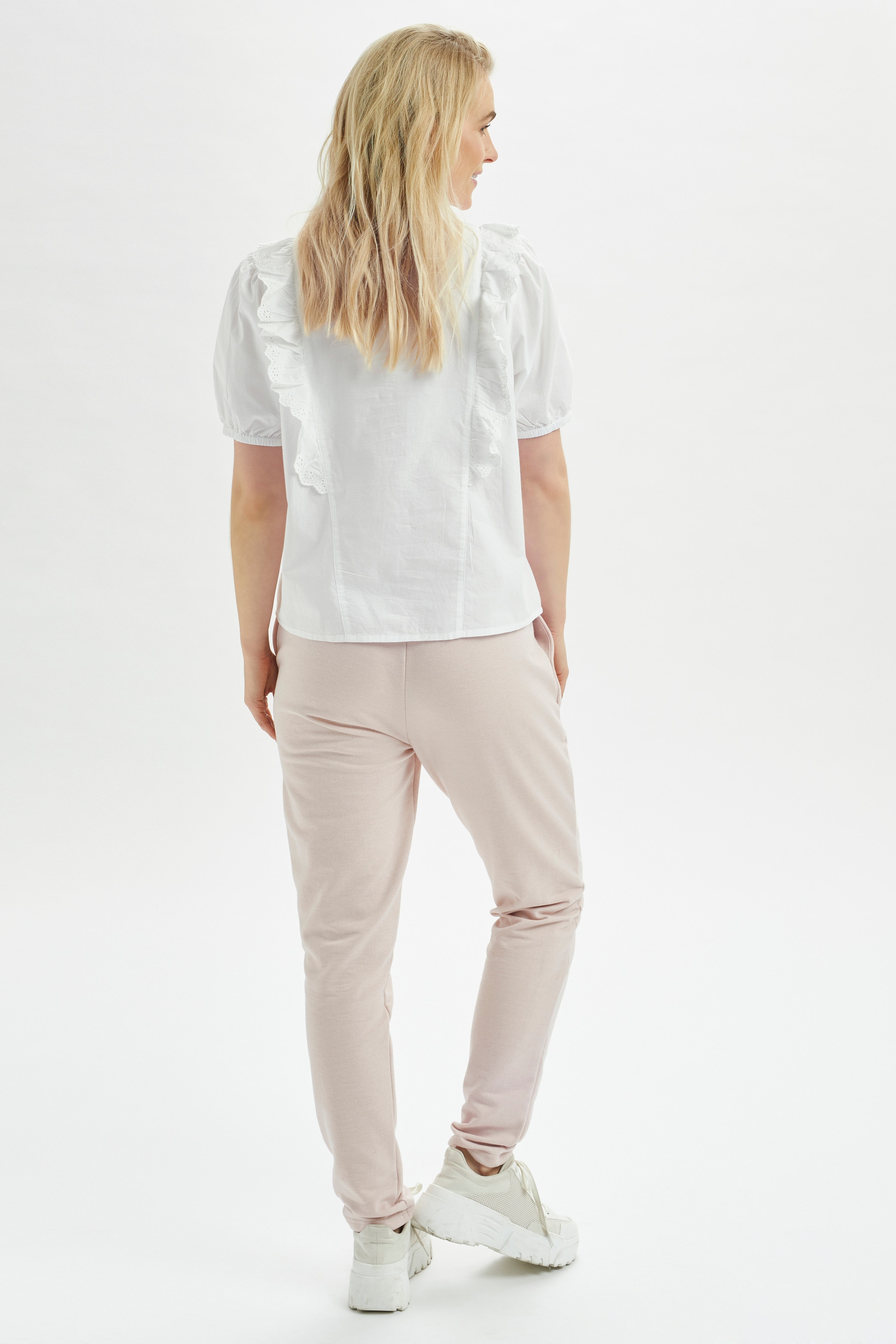  CRAllicia Kortermet bluse LOOKBOOK BACK 10650621-110602