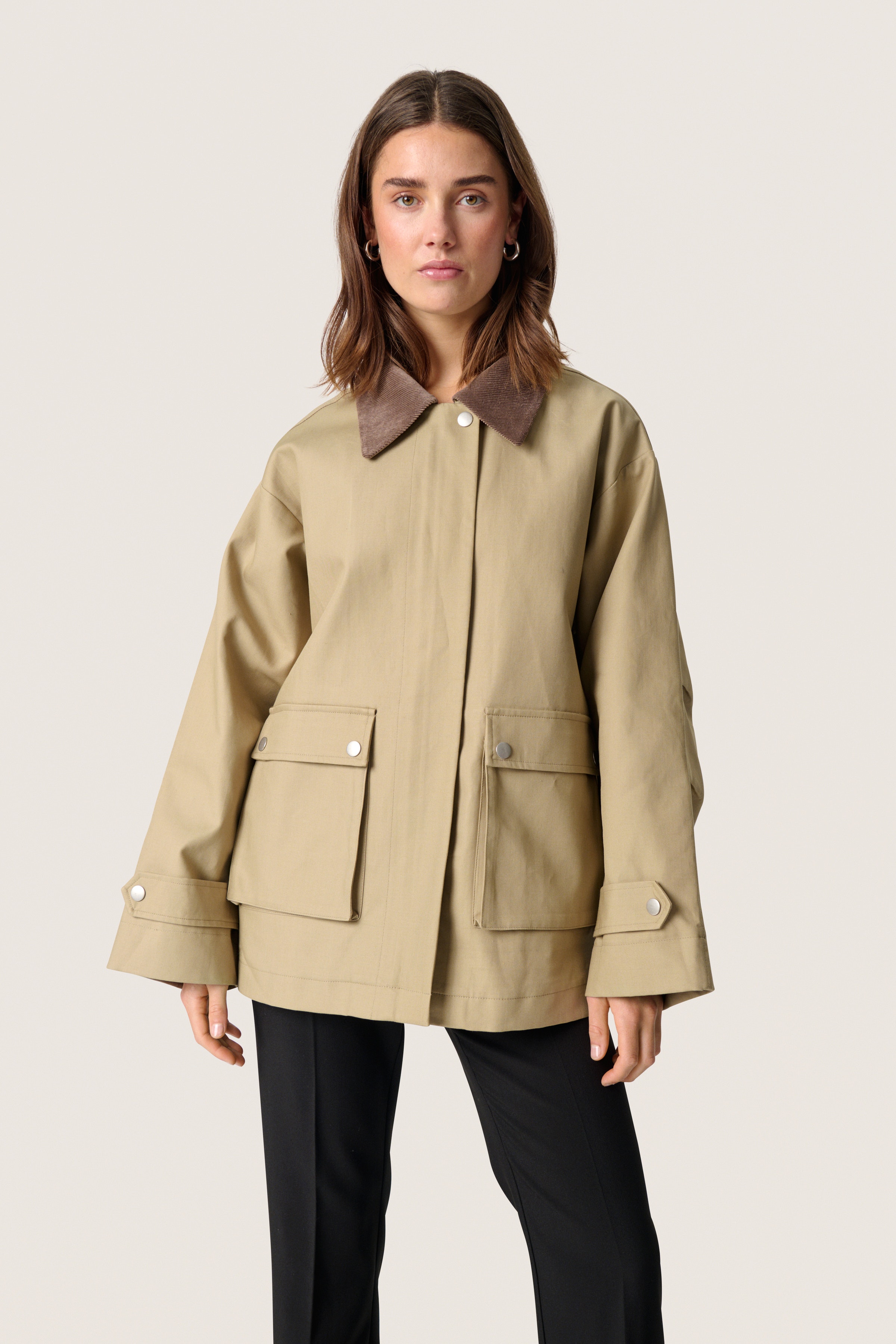 SLJennah Trenchcoat LOOKBOOK FRONT 30407854-171109