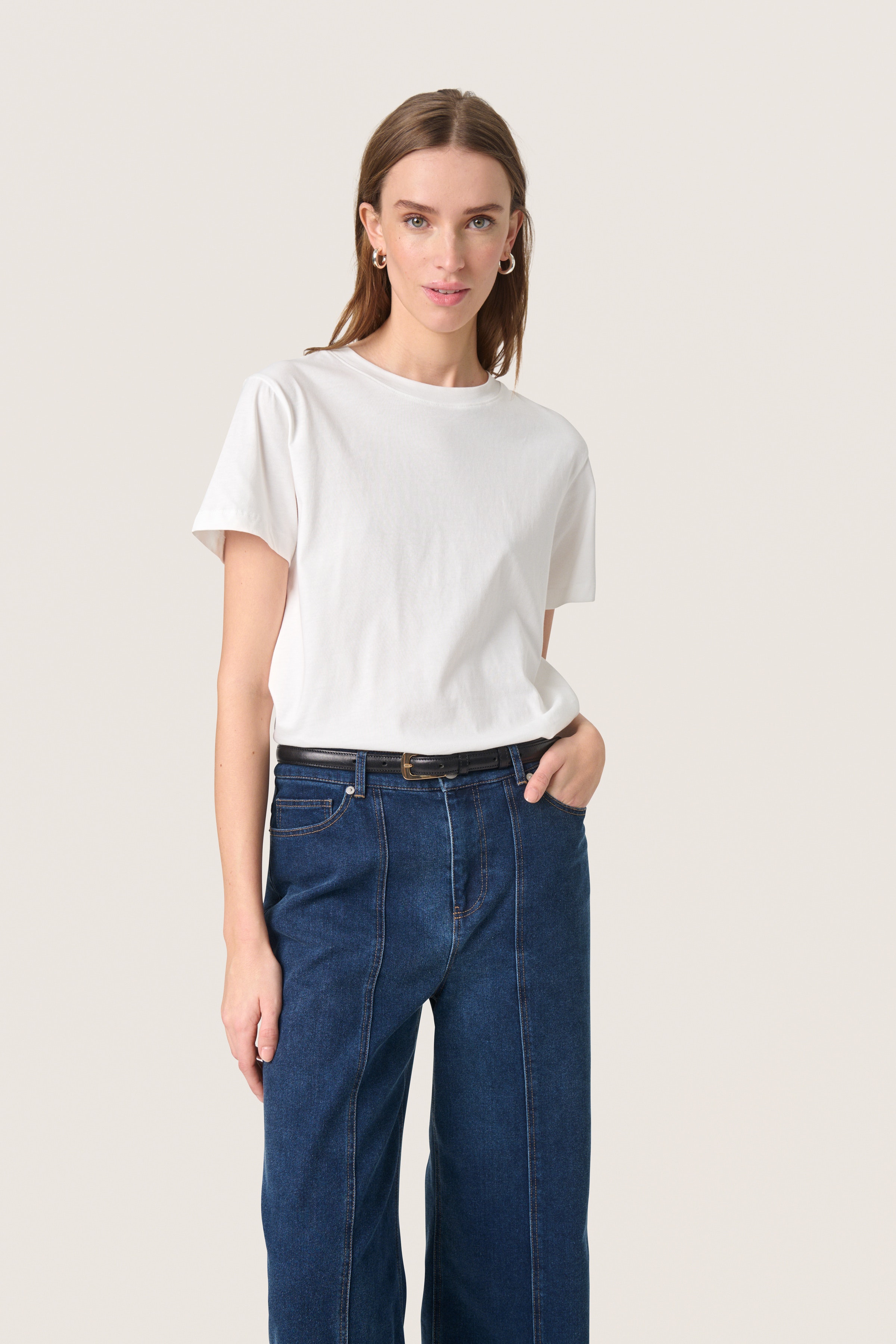 SLJina T-shirt LOOKBOOK FRONT 30408419-111001