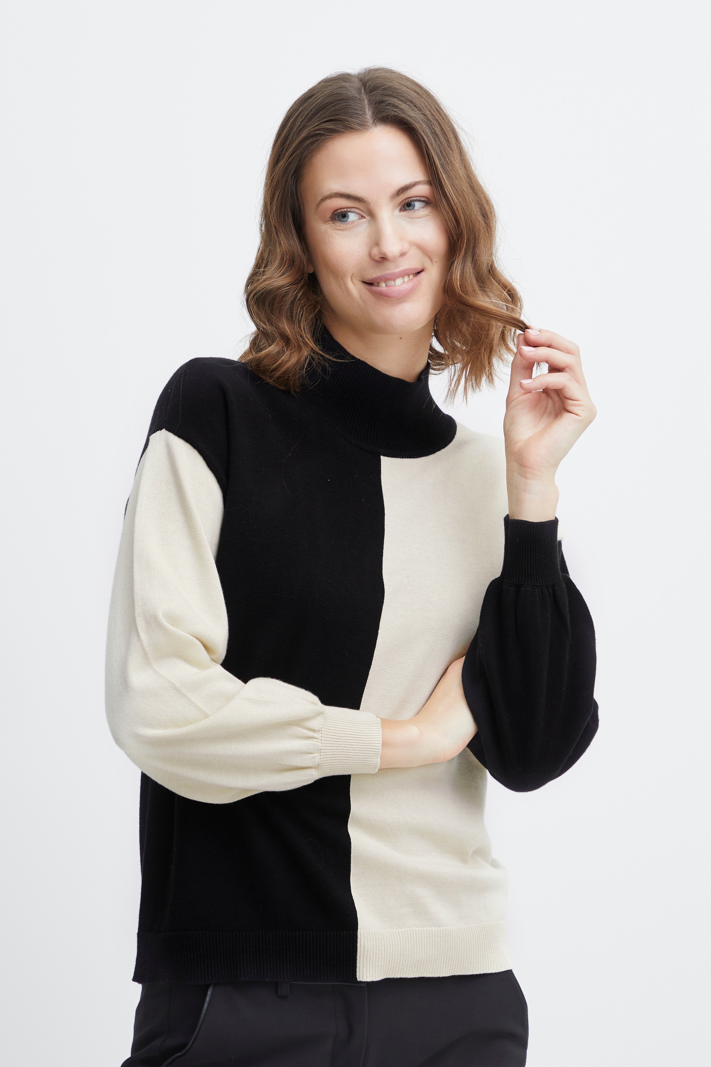 FRLINSE Pullover LOOKBOOK FRONT 20611716-200115