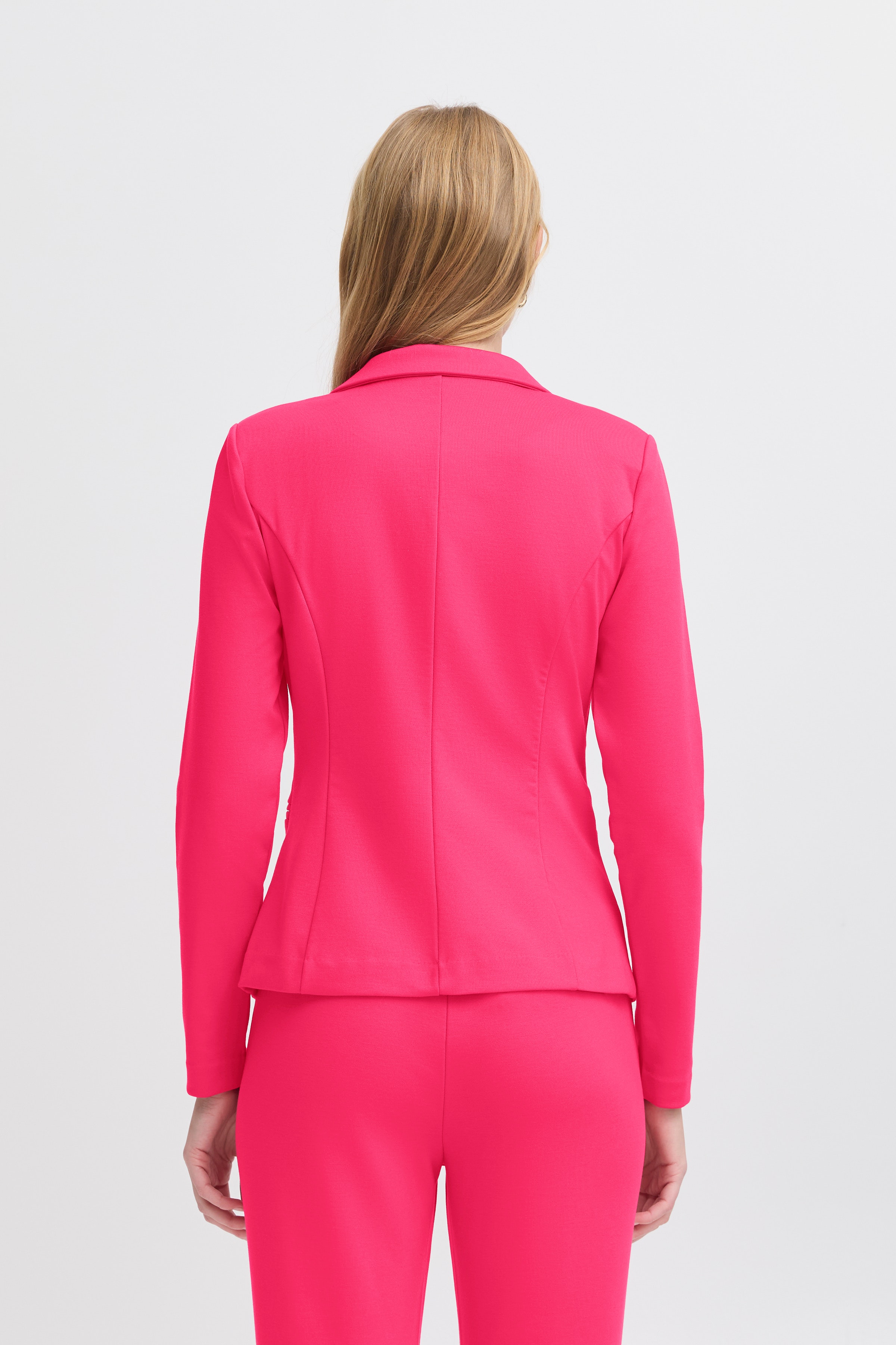 IHKATE Blazer LOOKBOOK BACK 20101801-181945