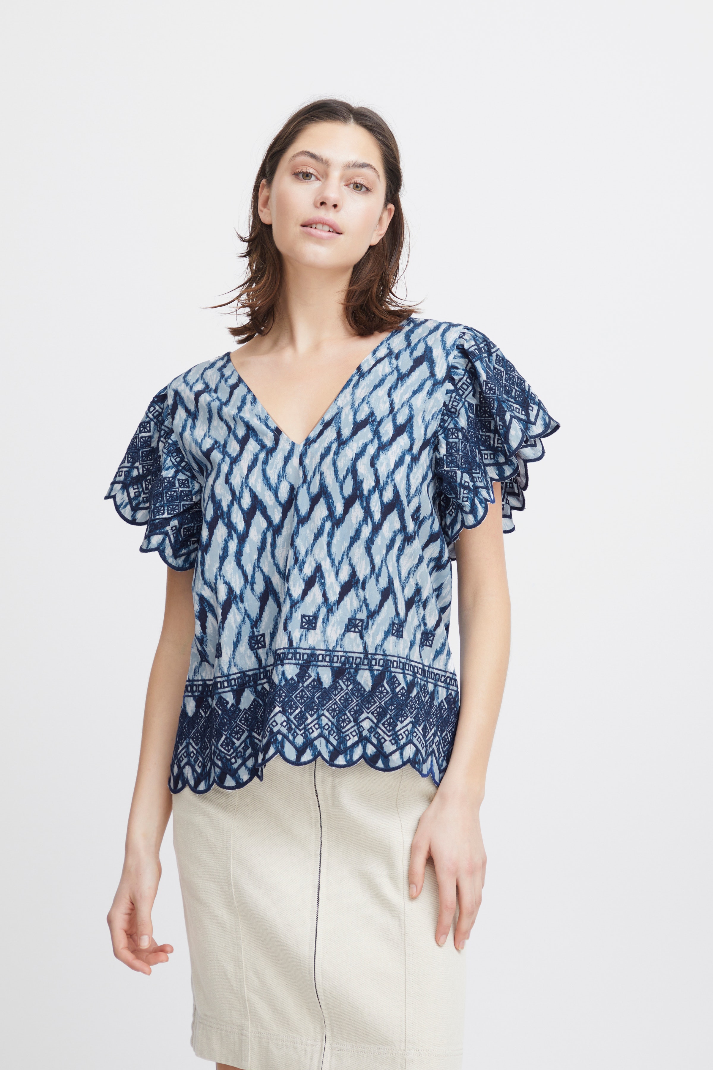 IRNELLIO Bluse LOOKBOOK FRONT 20120805-202886