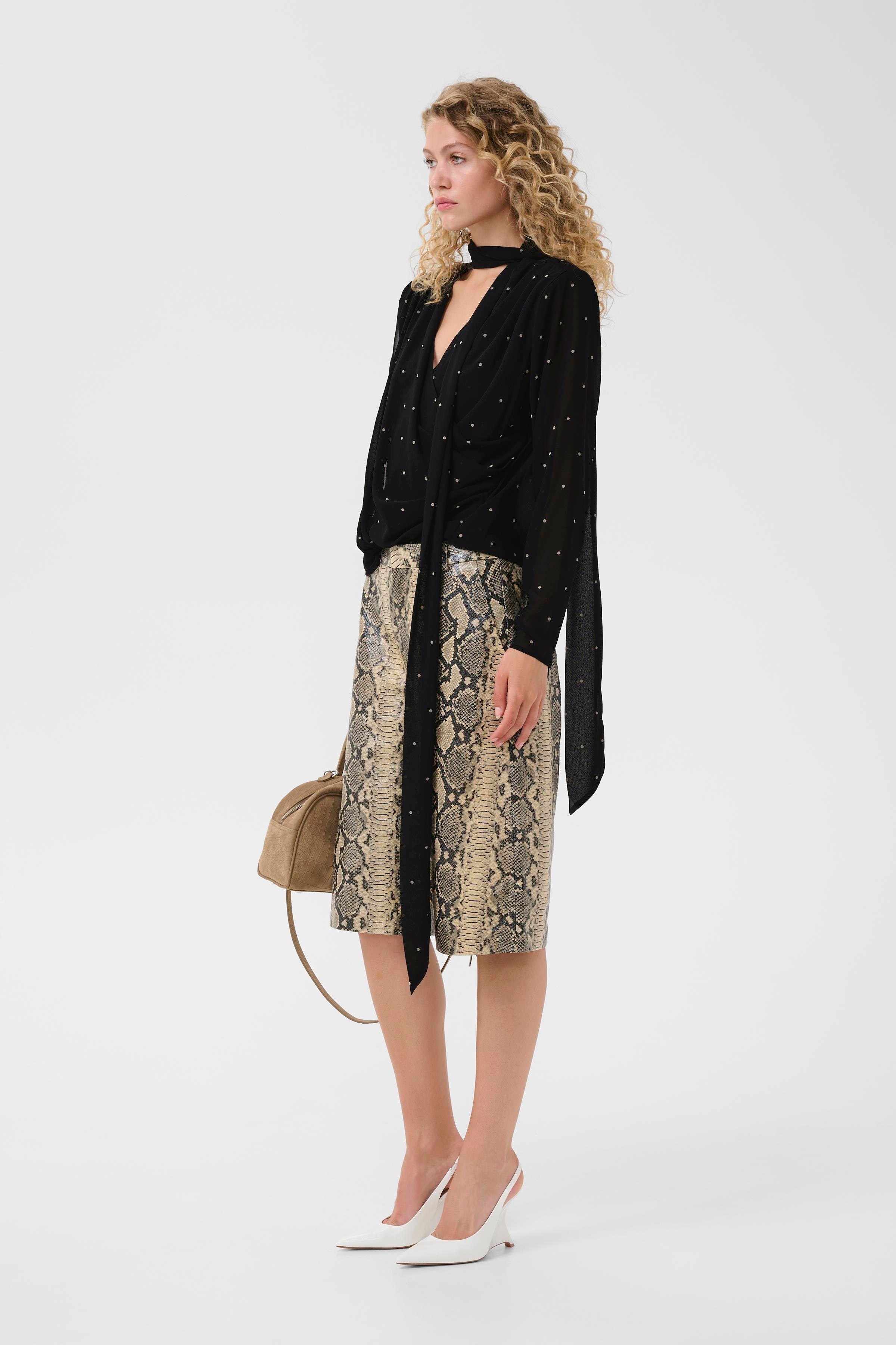 GZdorthie Blouse LOOKBOOK FRONT 10911034-109160