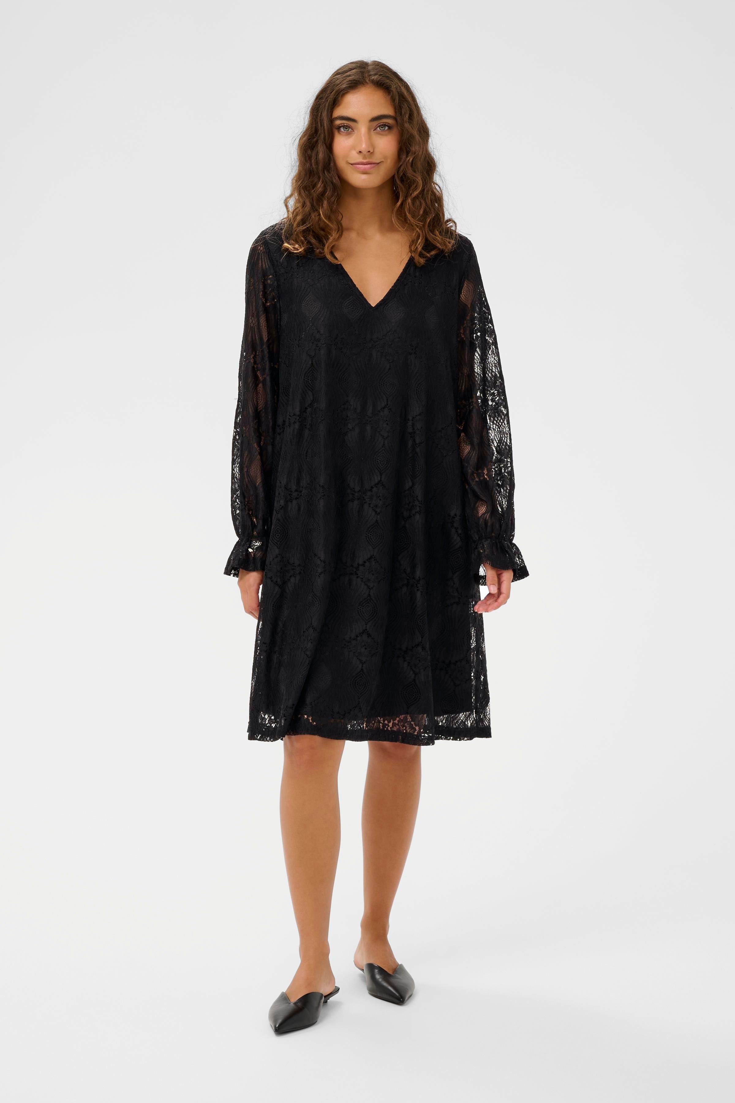 CUmilana Spitzenkleid LOOKBOOK FRONT 50113208-500012