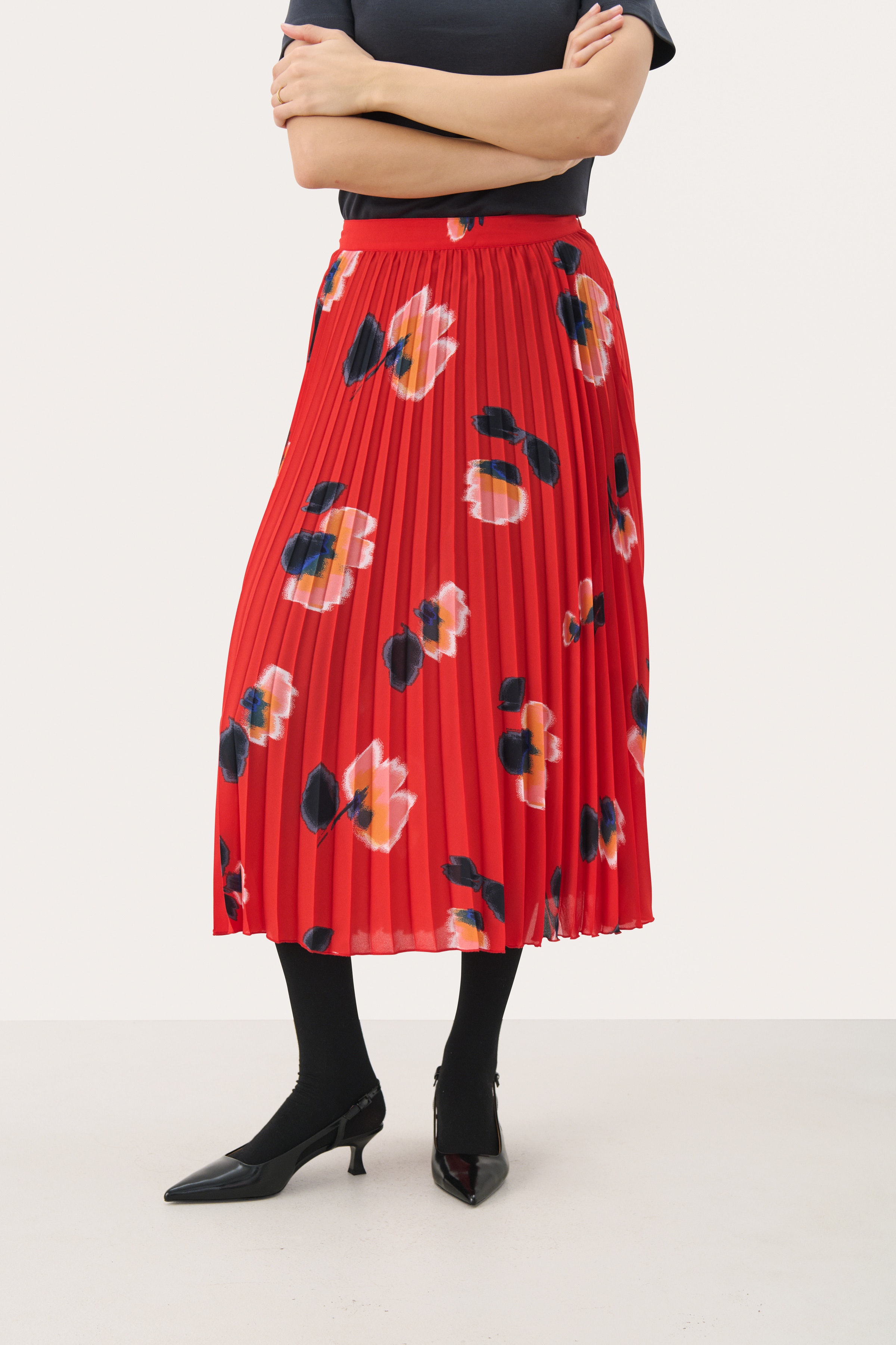 PriyankaPW Kjol LOOKBOOK FRONT 30309261-303395