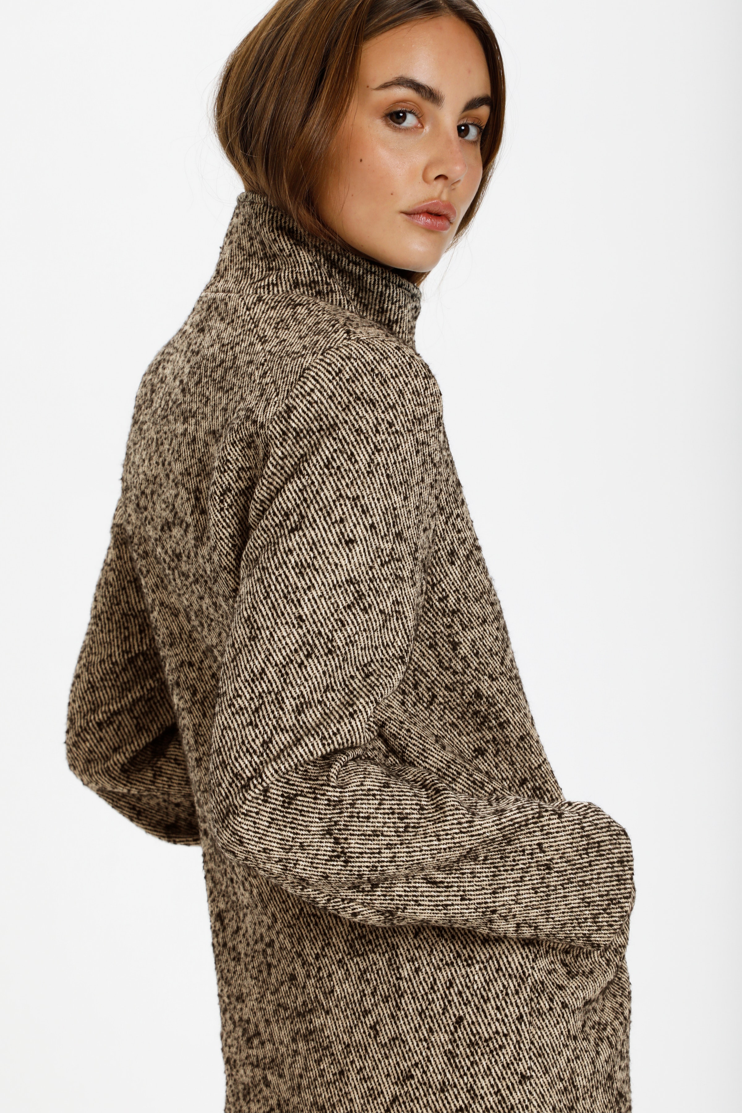 SLStockholm Twill Coat

 LOOKBOOK DETAIL 30405552-300839