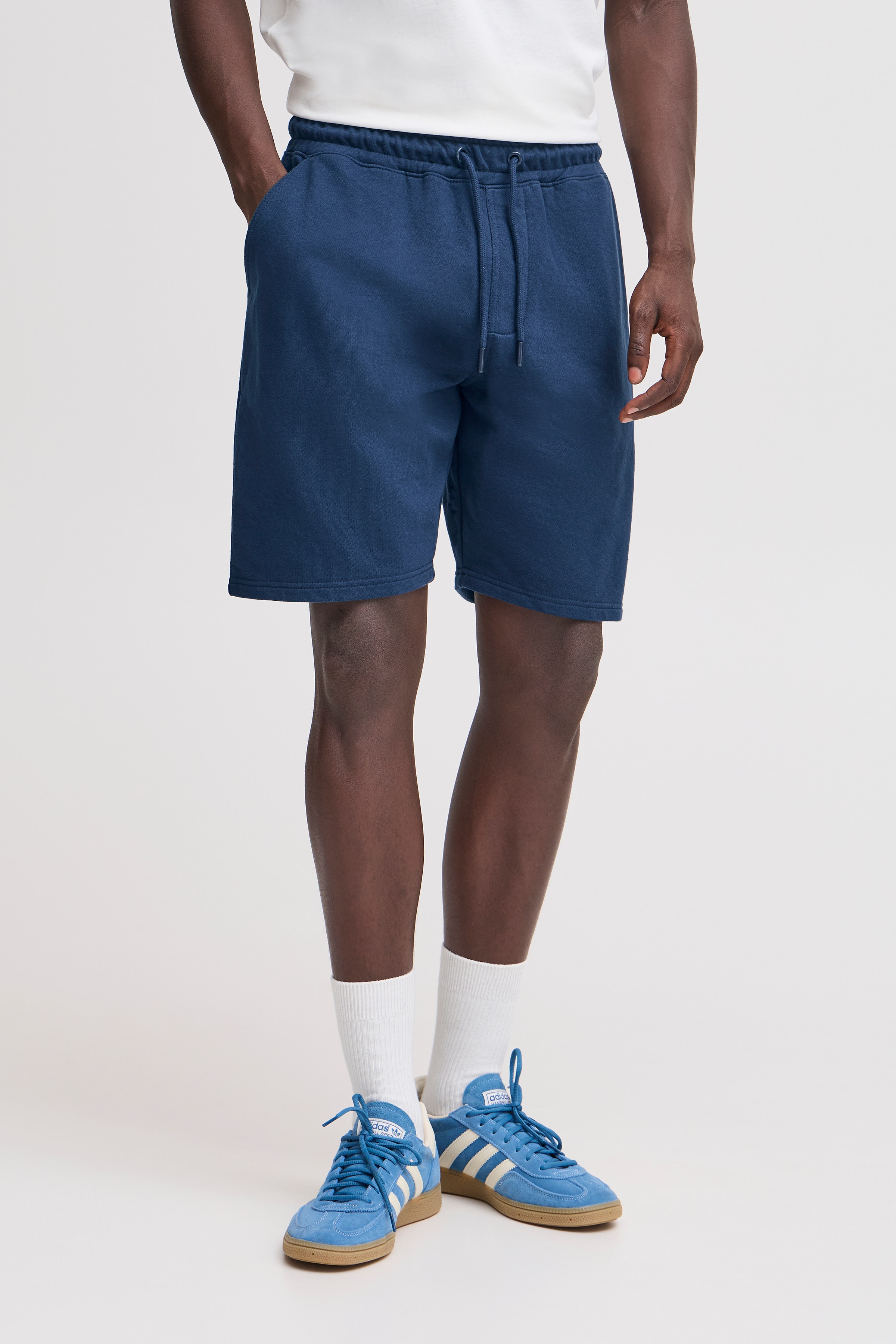 Shorts LOOKBOOK FRONT 20717881-194024