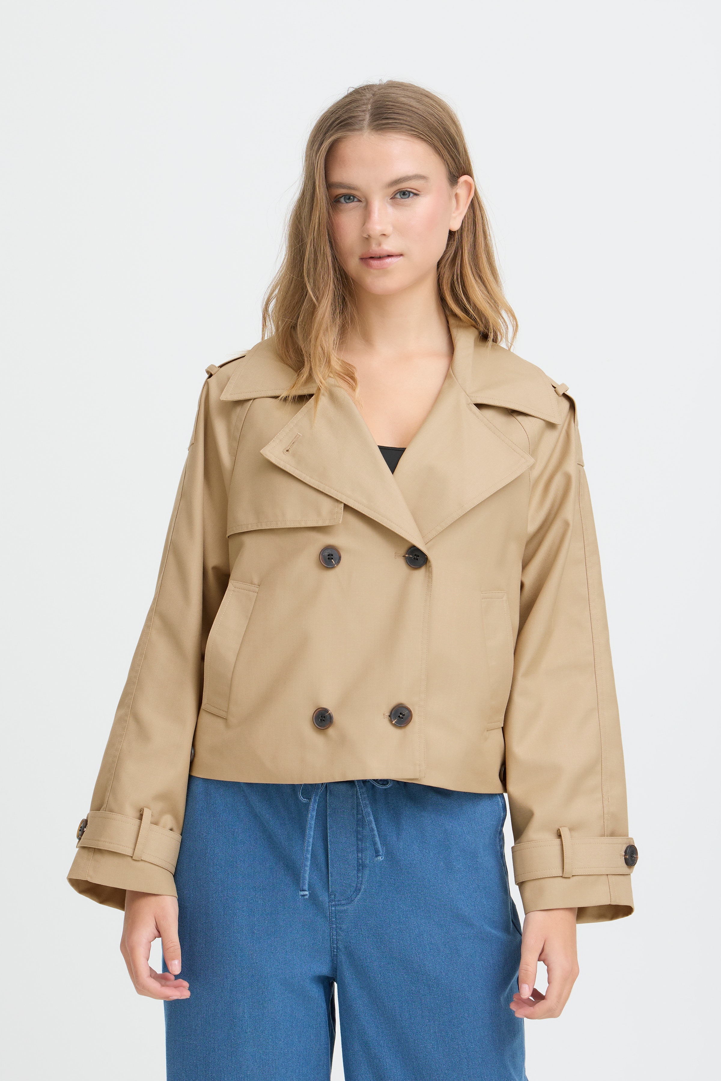 IHEPARZA Ytterplagg LOOKBOOK FRONT 20122214-161315