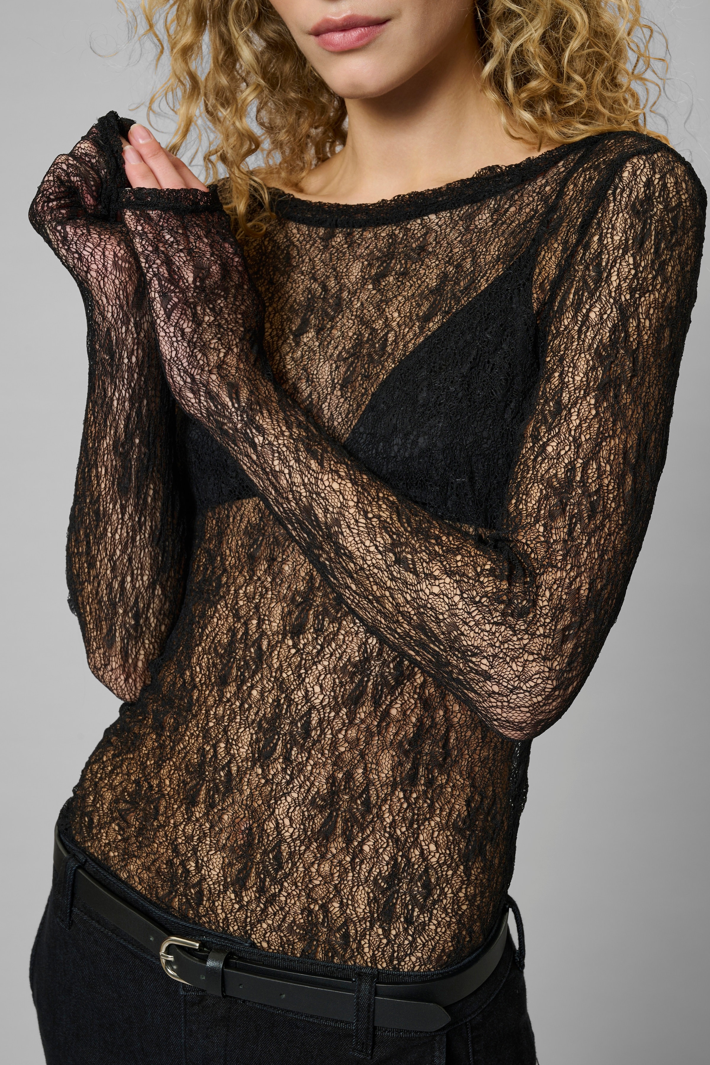 MWRita Blouse LOOKBOOK DETAIL 10705325-100031