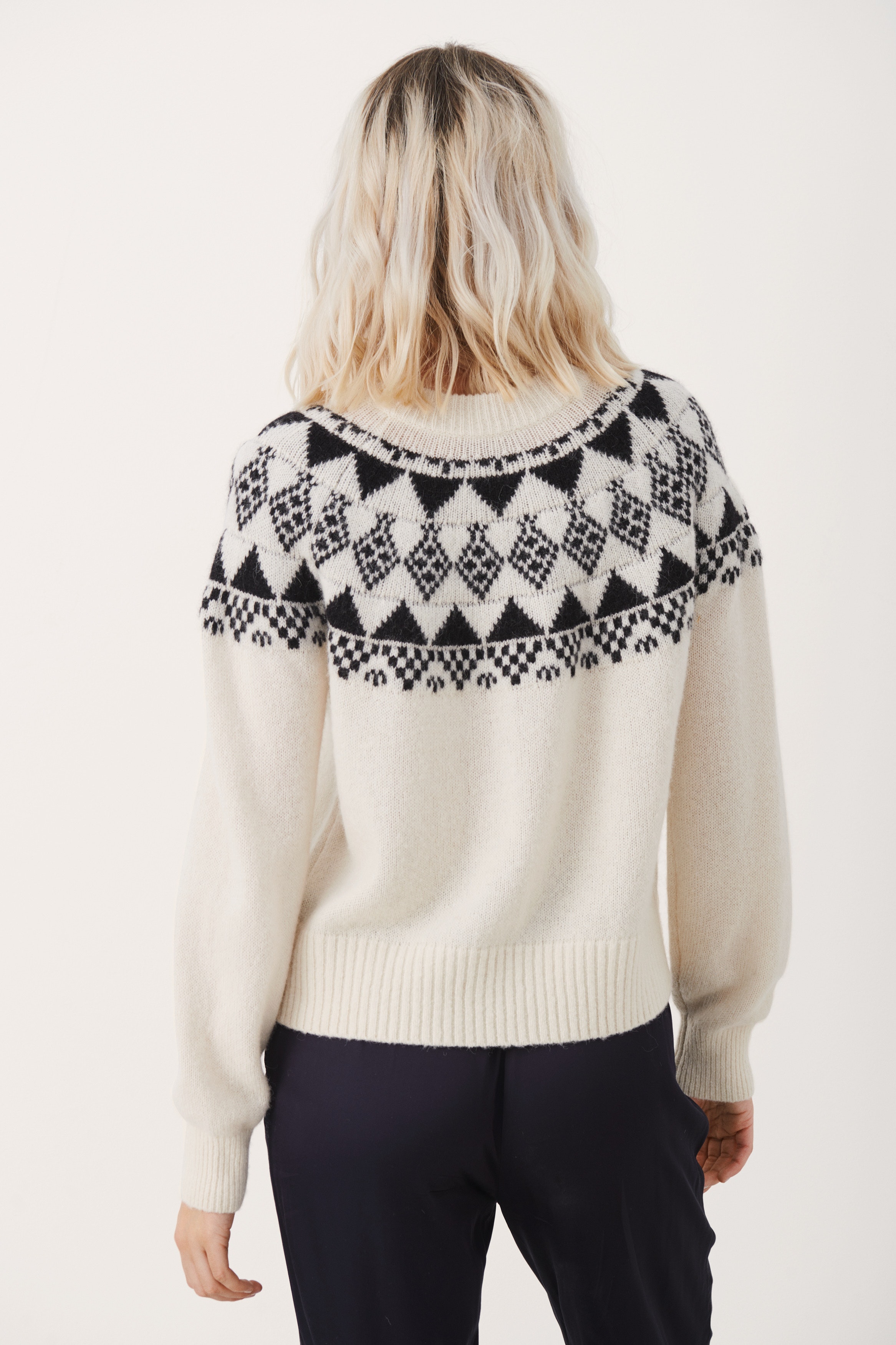 VikalaPW Pullover LOOKBOOK BACK 30307423-301787