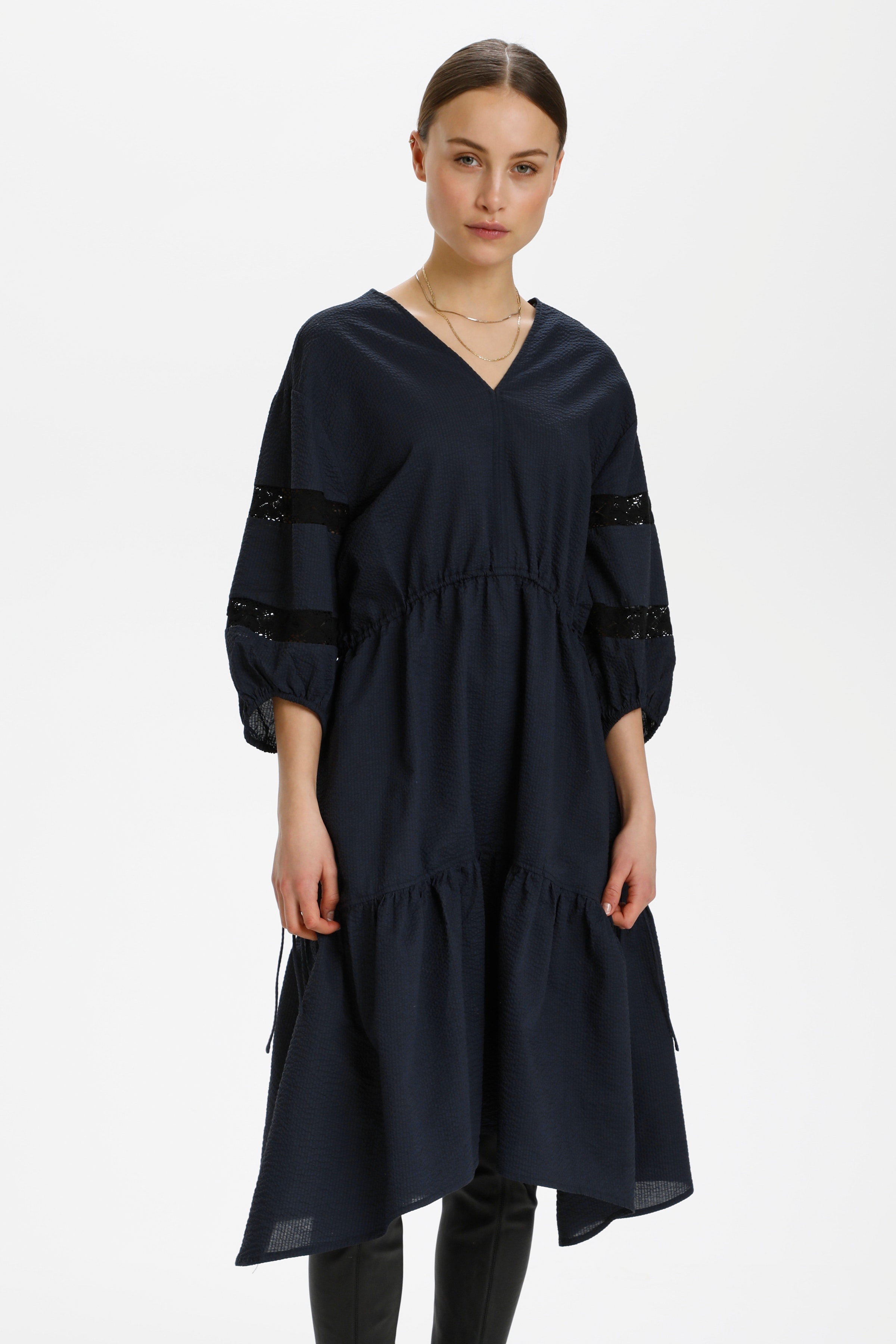 SLShanaya Nikaia Dress

 LOOKBOOK FRONT 30405700-194022