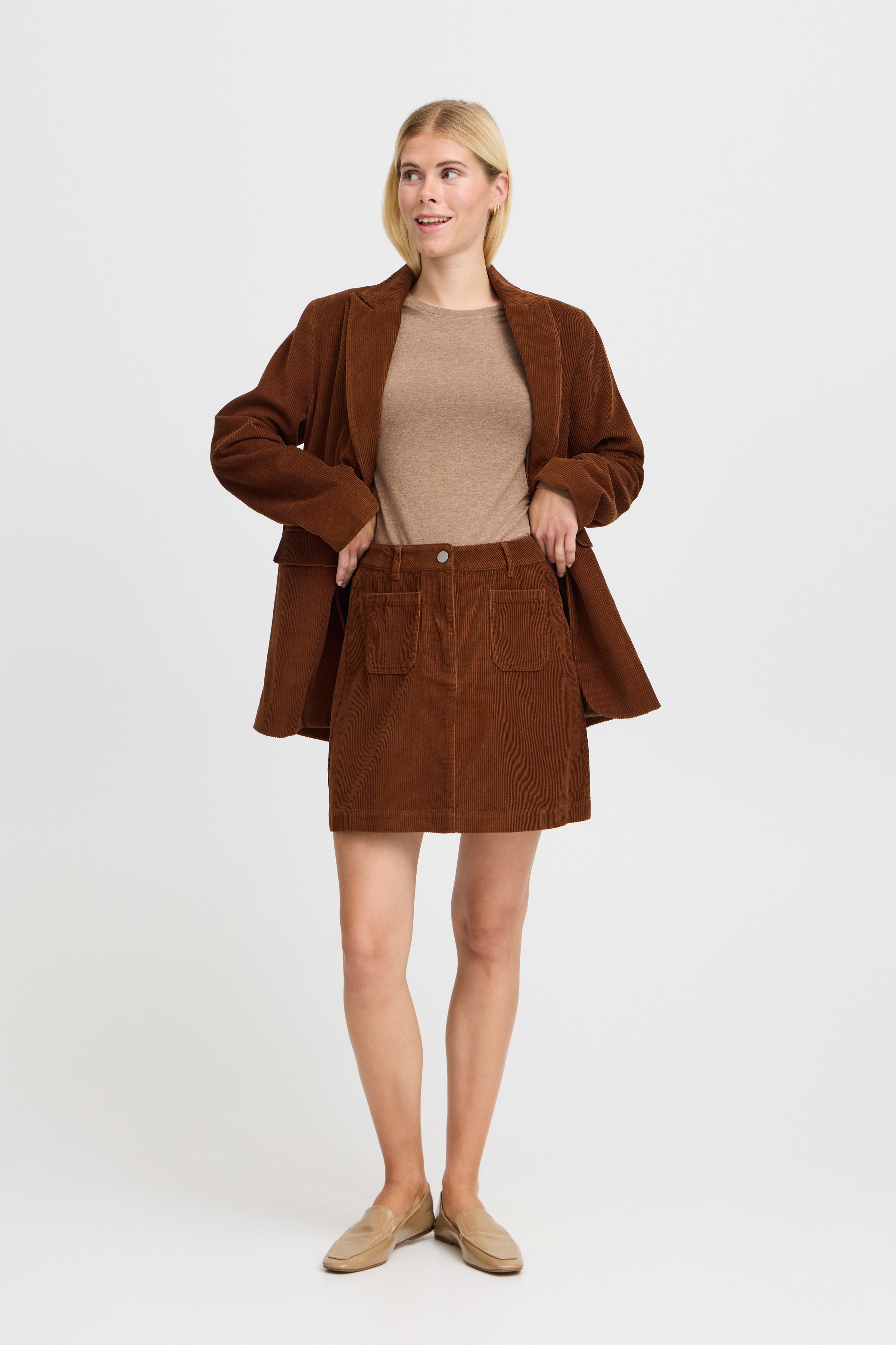 BYDANNA Rock LOOKBOOK FRONT 20815529-181027
