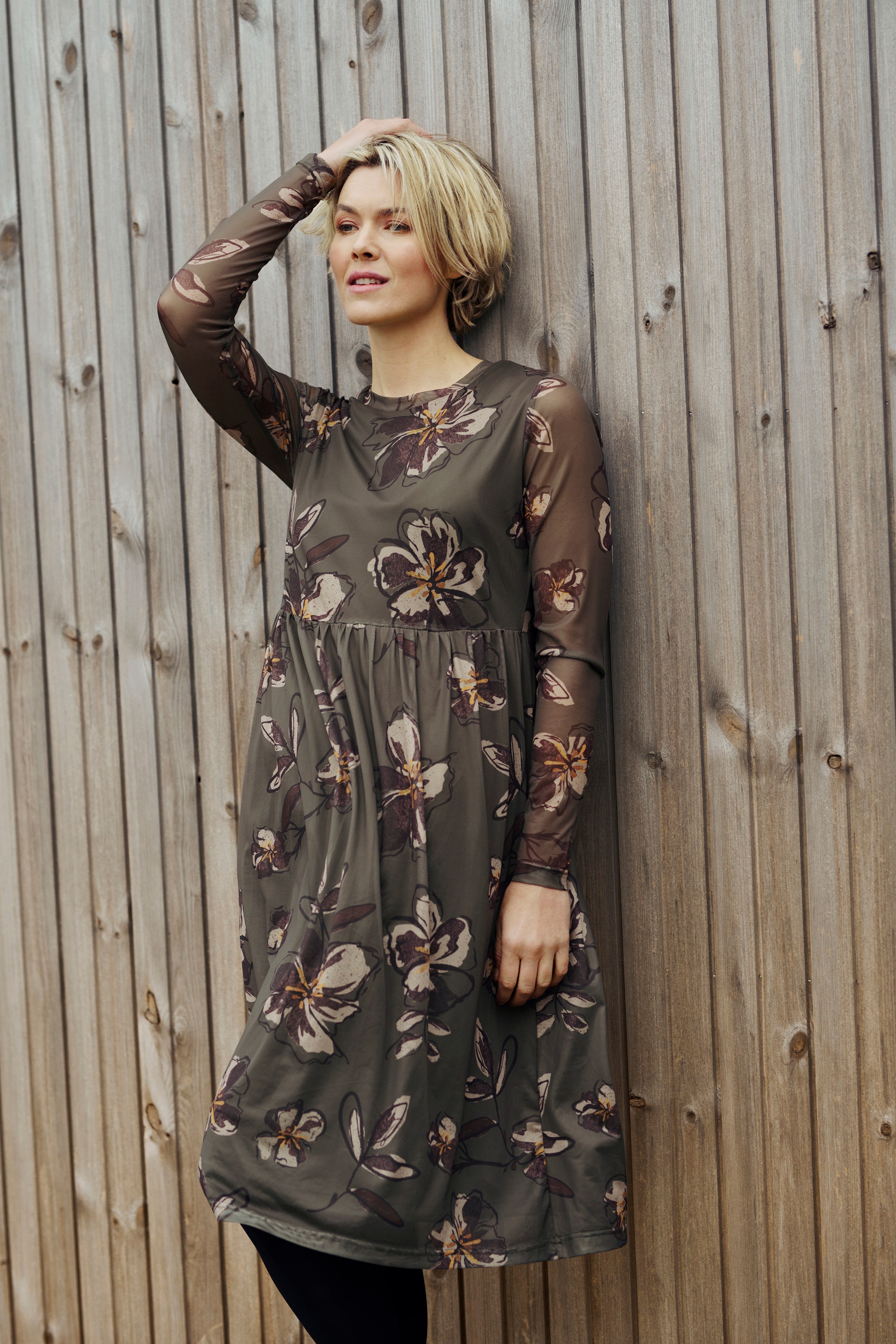 BPjuliane Klänning LOCATION NONE 10590630-105620B