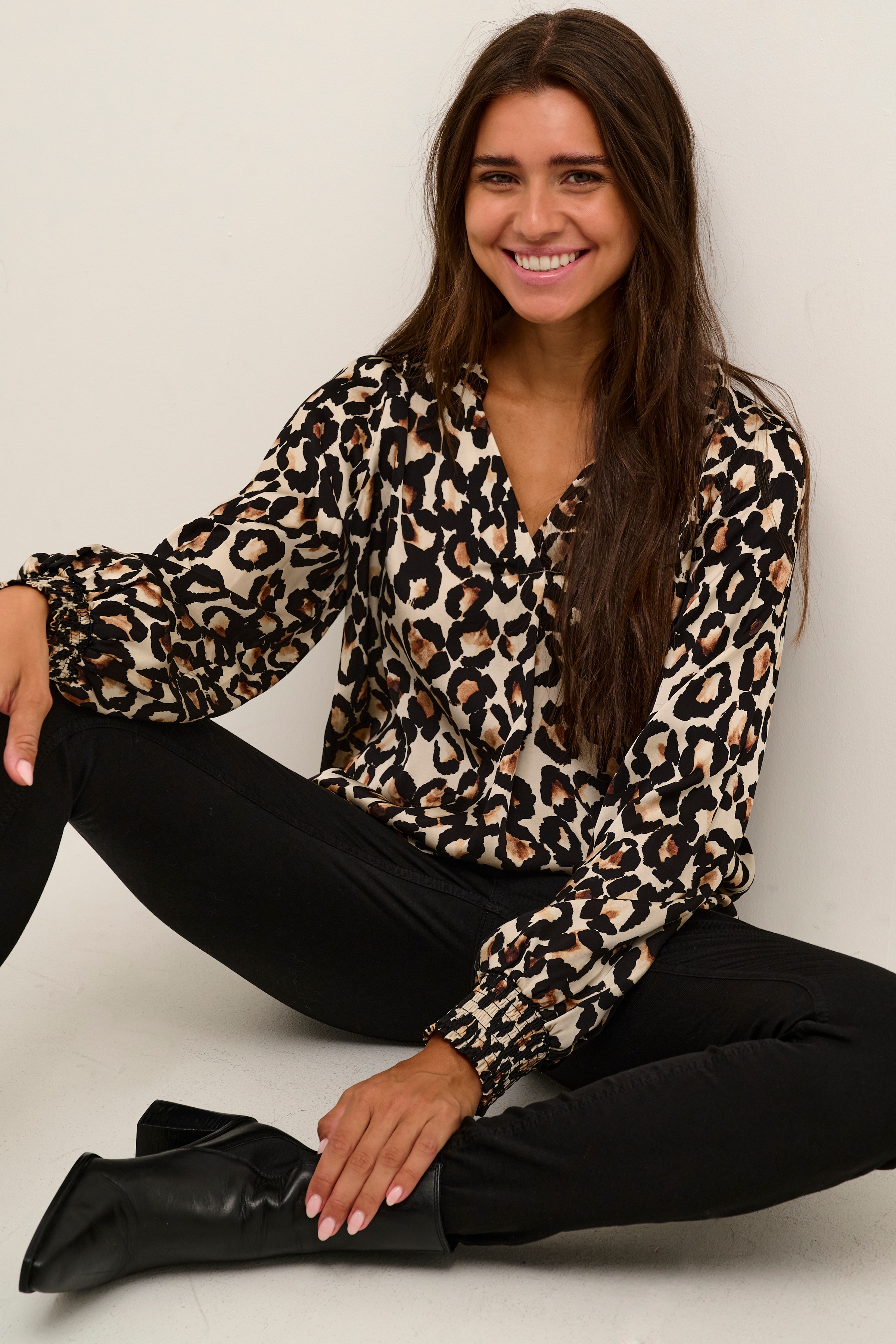 CUvinca Leopard blouse LOOKBOOK DETAIL 50109250-141107