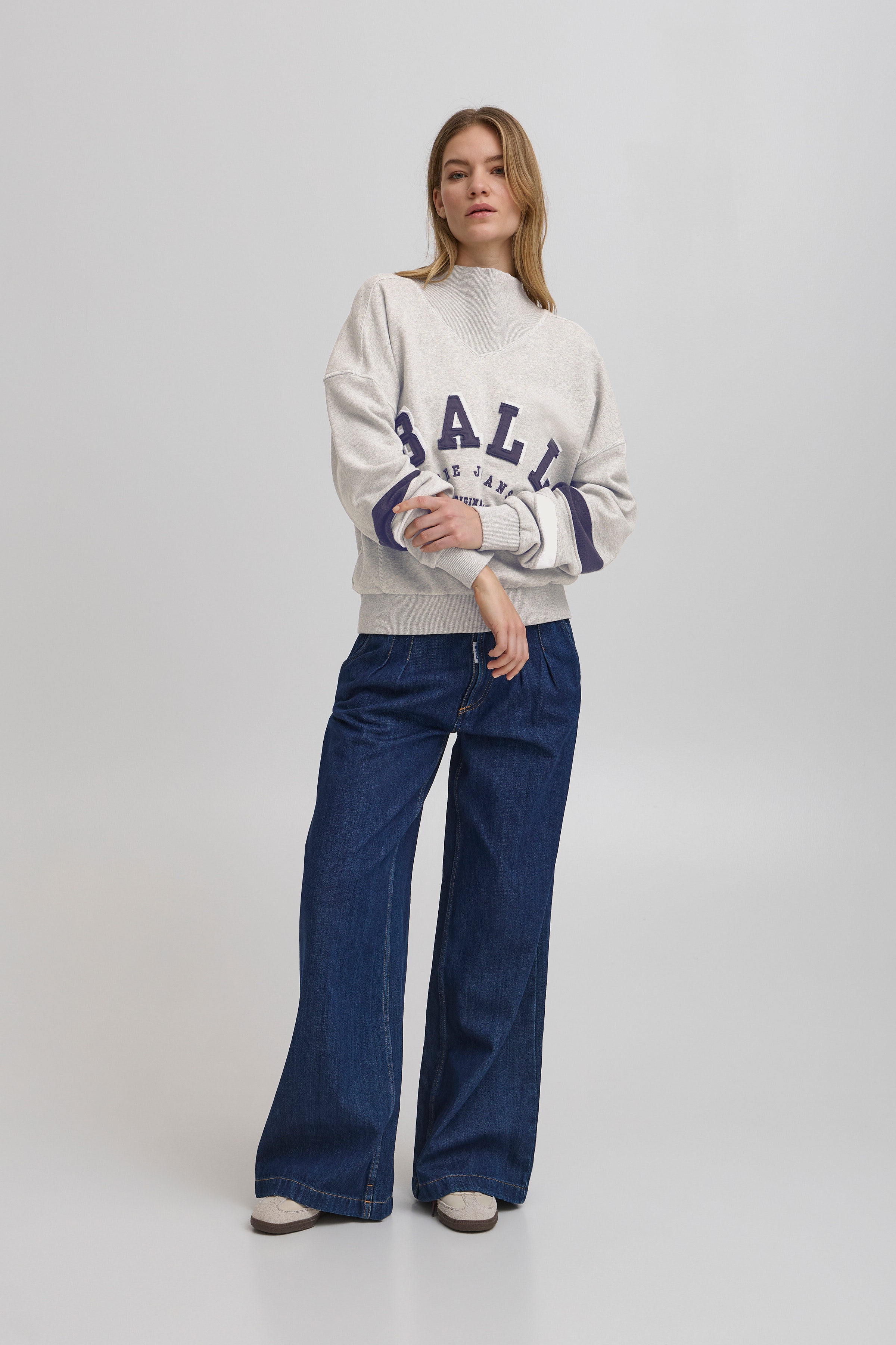 BAFOSSATI Sweatshirt LOOKBOOK FRONT 50405124-204054