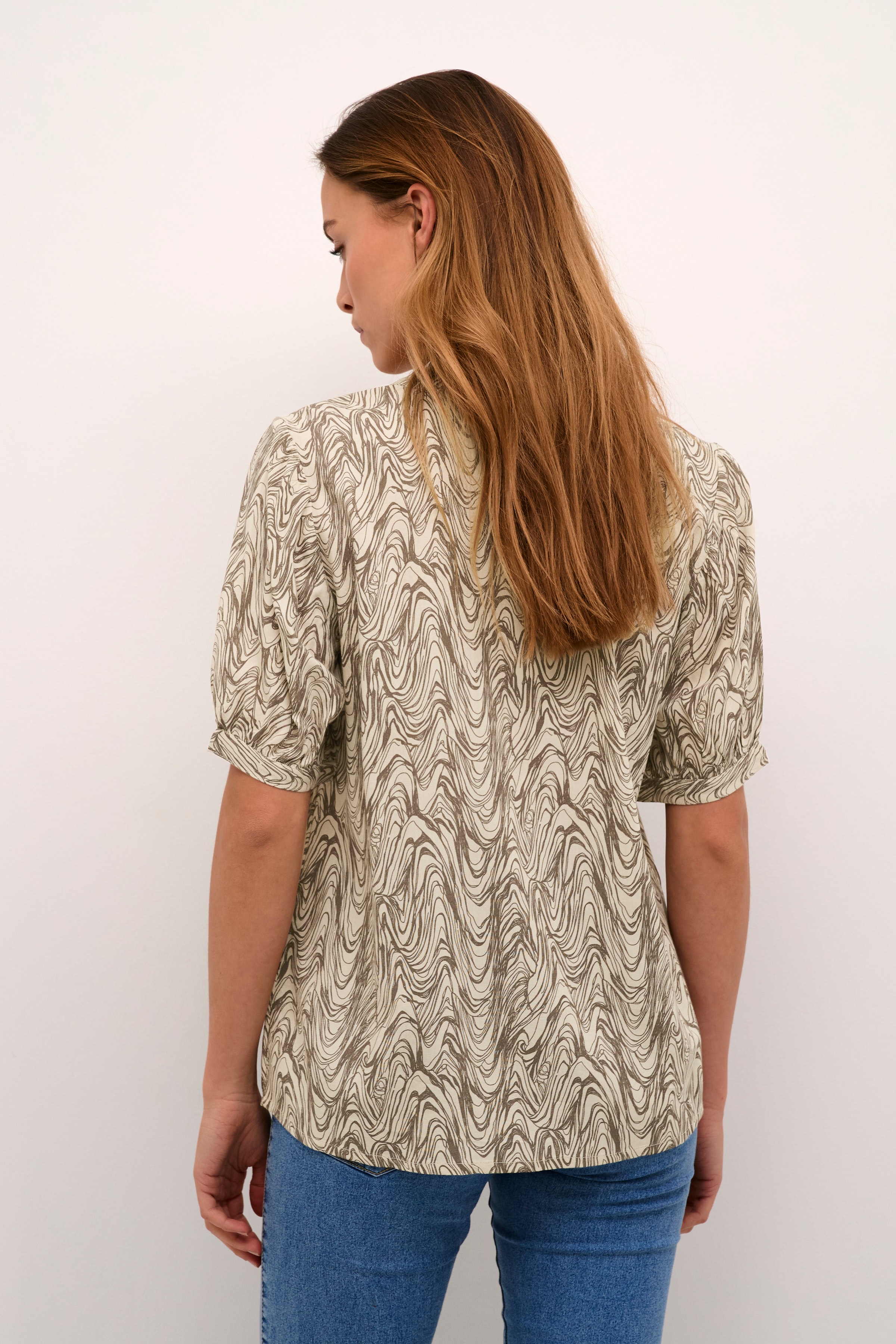 BPofelia Blouse LOOKBOOK BACK 10590686-105740B