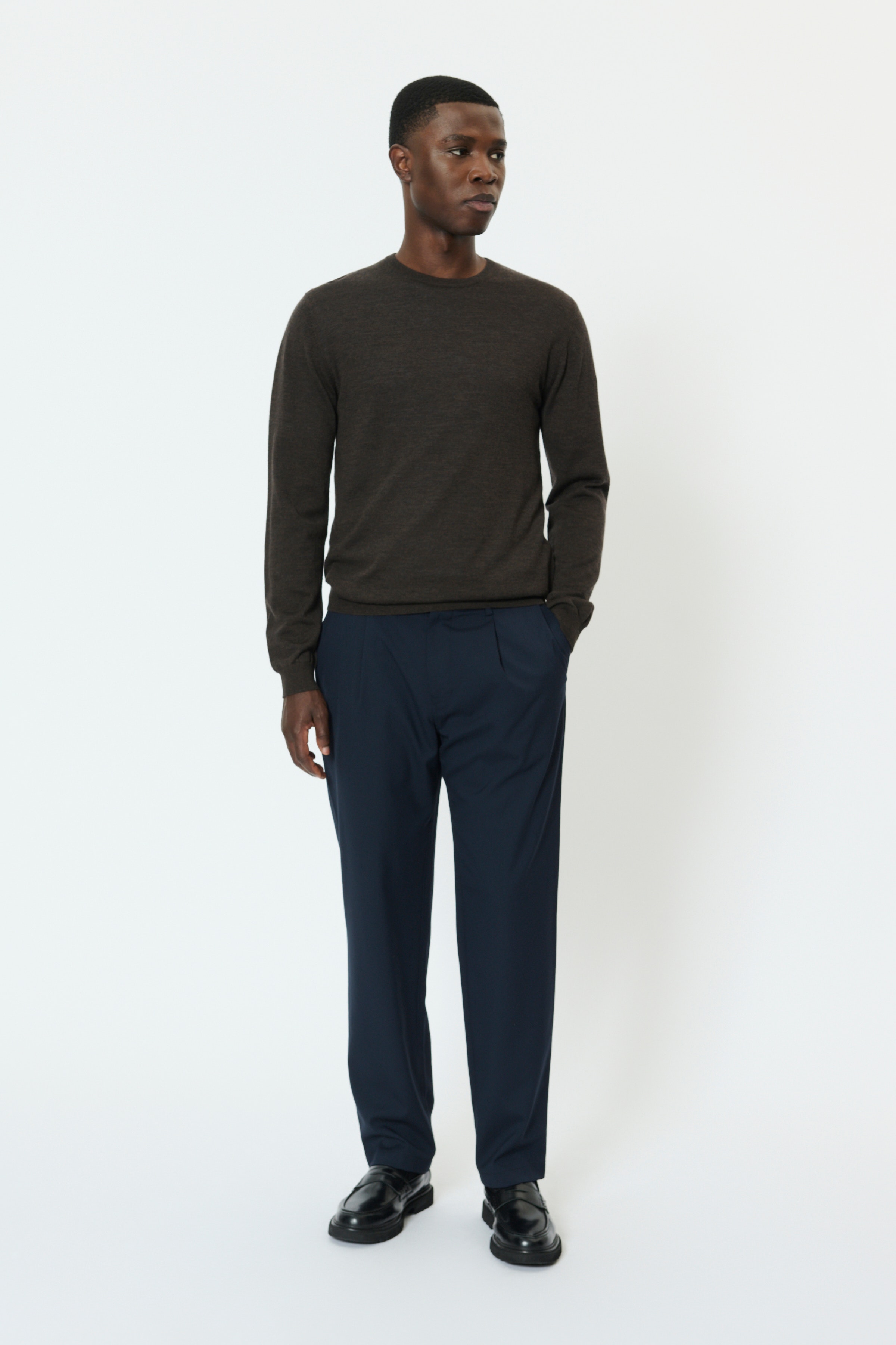 MAhart Bukser LOOKBOOK FRONT 30208992-194011