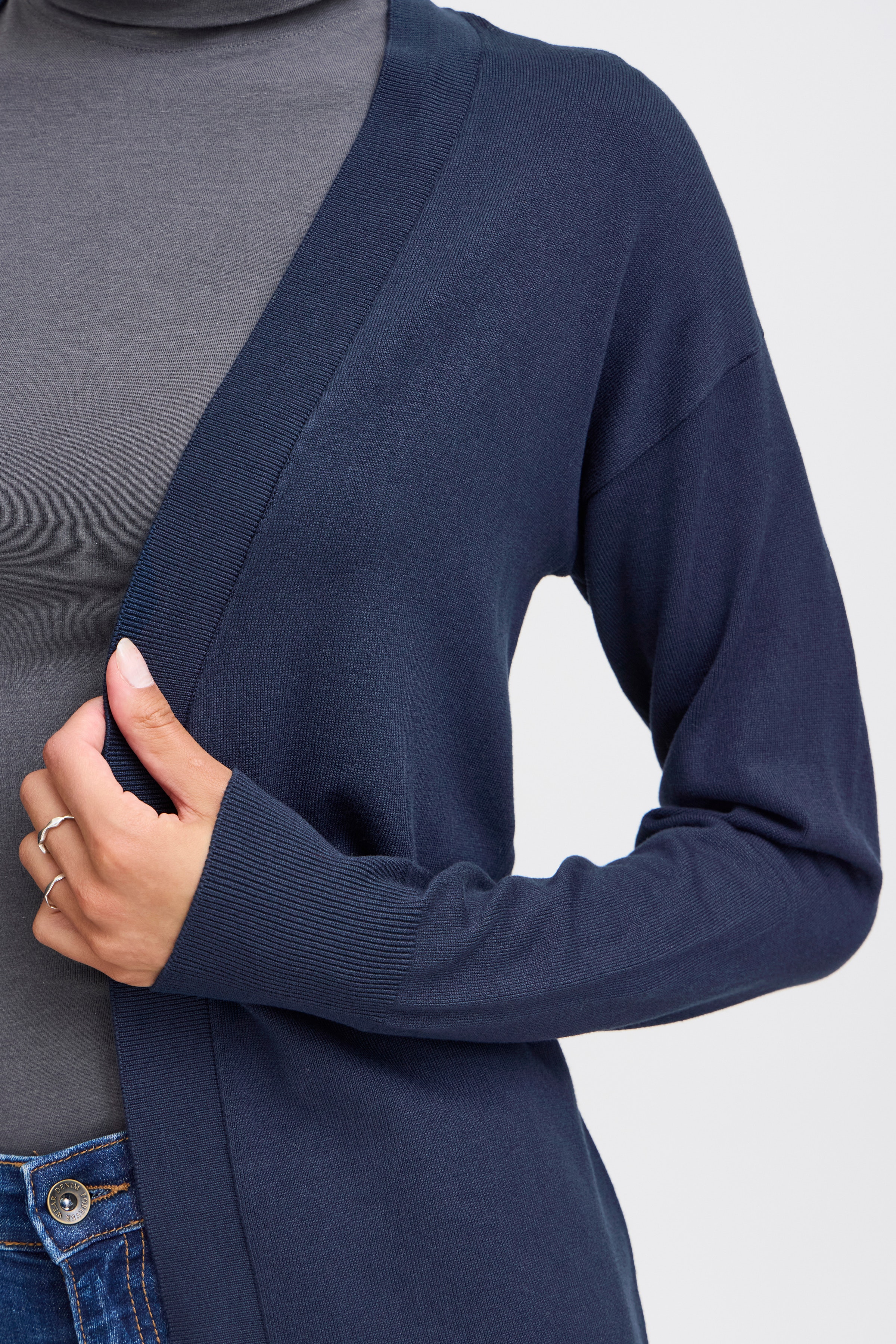 BYMMORLA Cardigan LOOKBOOK DETAIL 20814392-193923