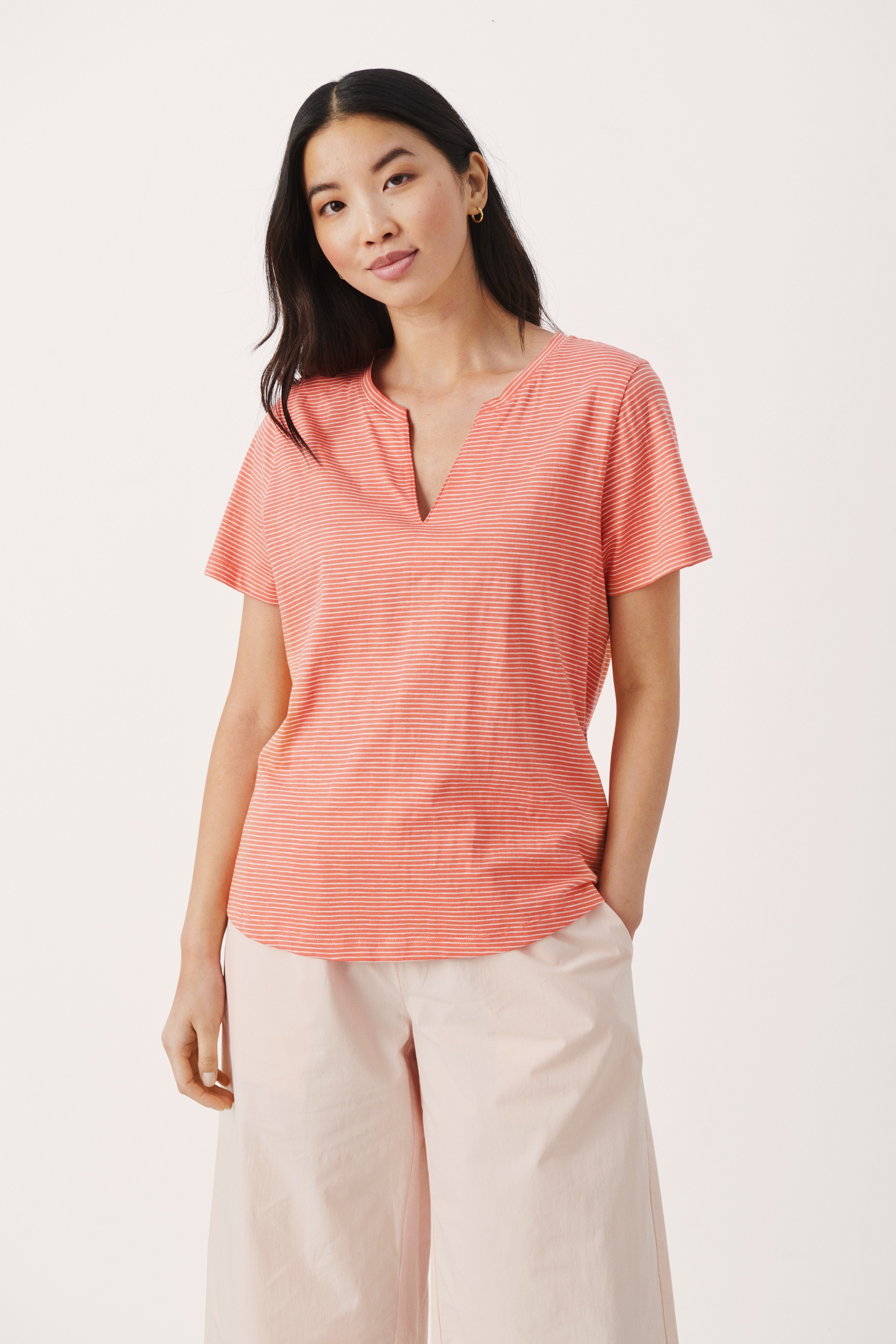 GesinasPW Blus LOOKBOOK FRONT 30307288-301906