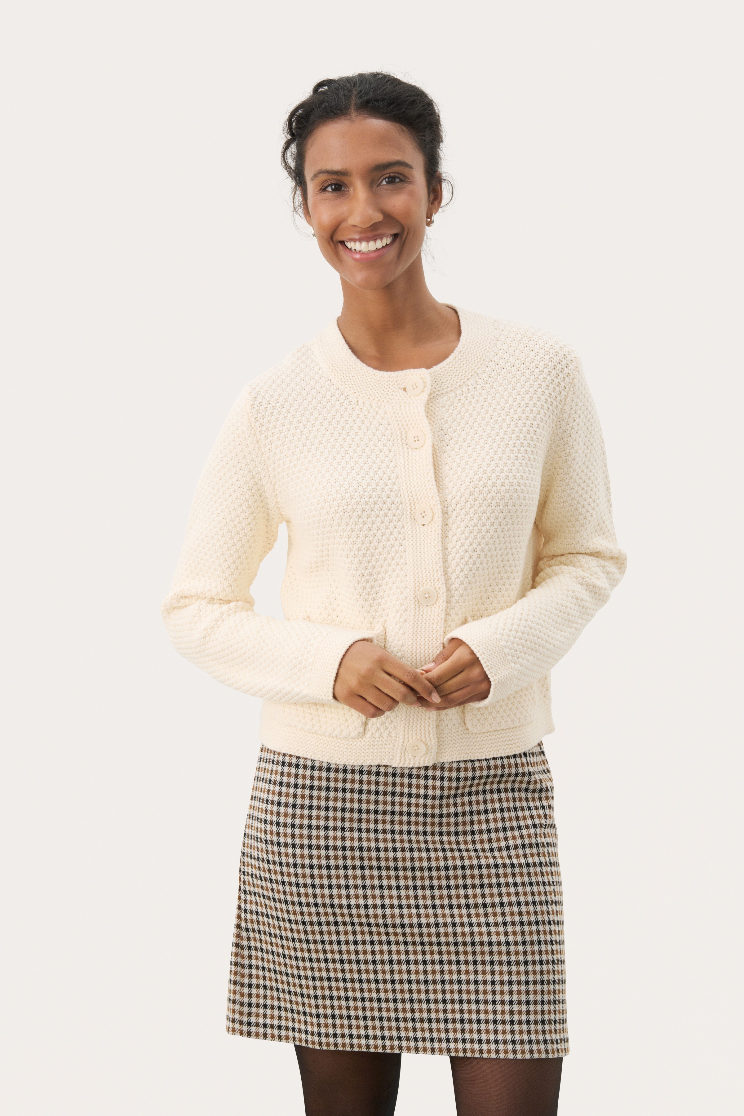 ElmiePW Cardigan LOOKBOOK FRONT 30308520-120304