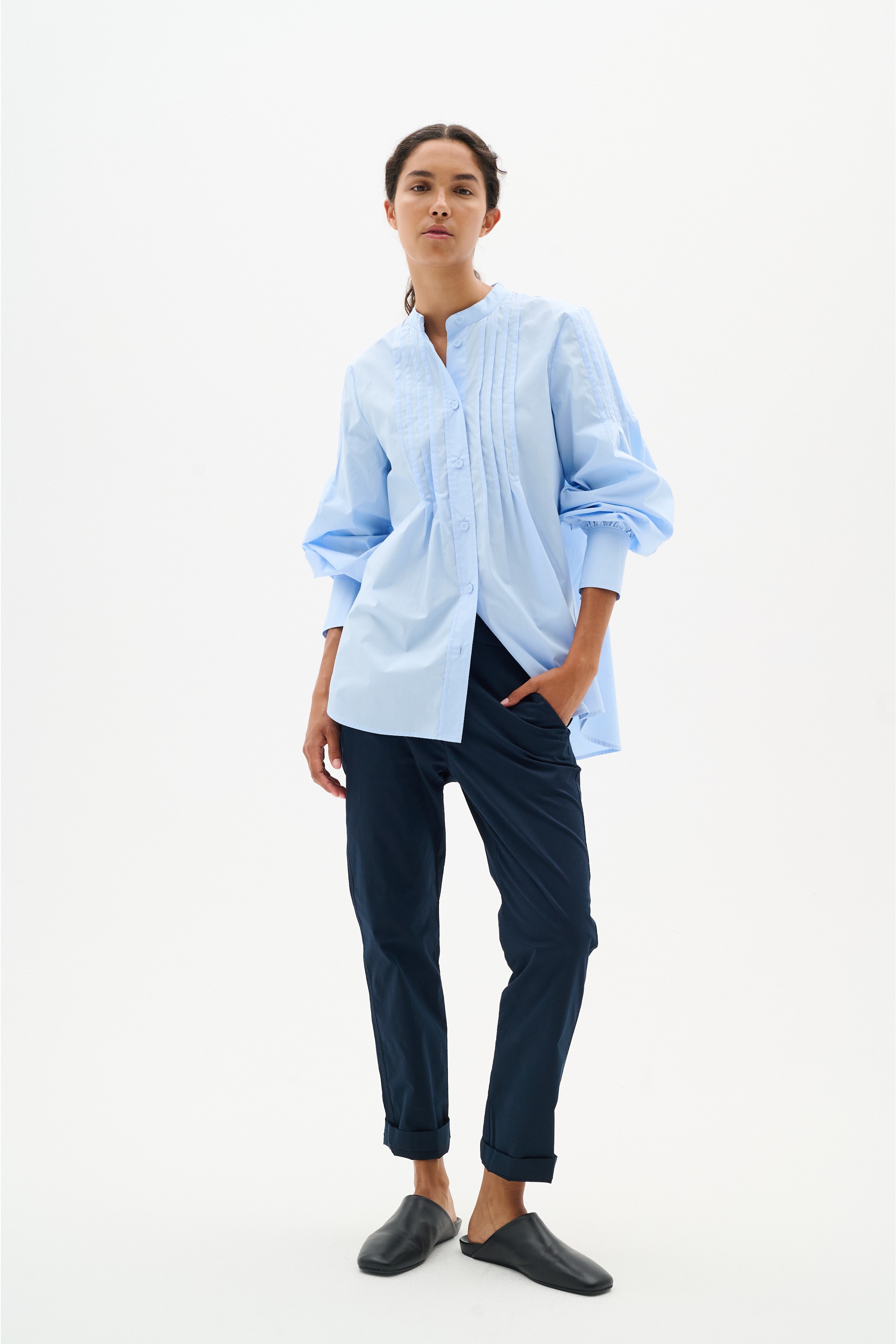 ConorIW Shirt LOOKBOOK FRONT 30110229-154031