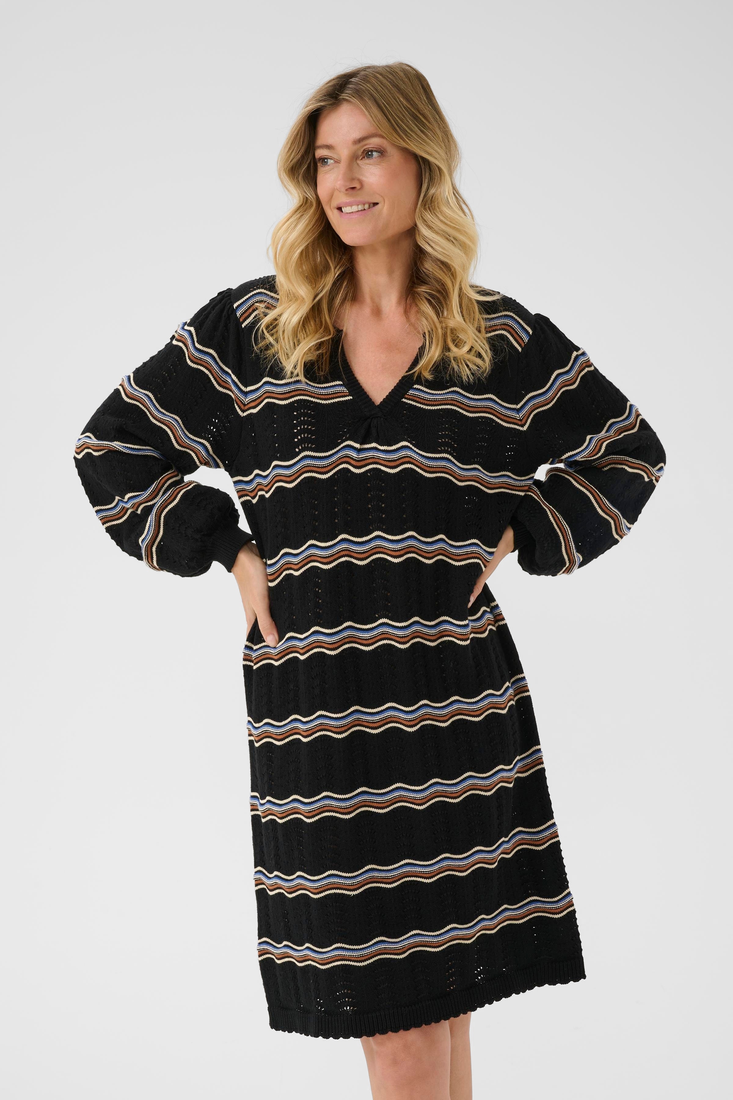 CRWavy Kjole LOOKBOOK FRONT 10614301-108297