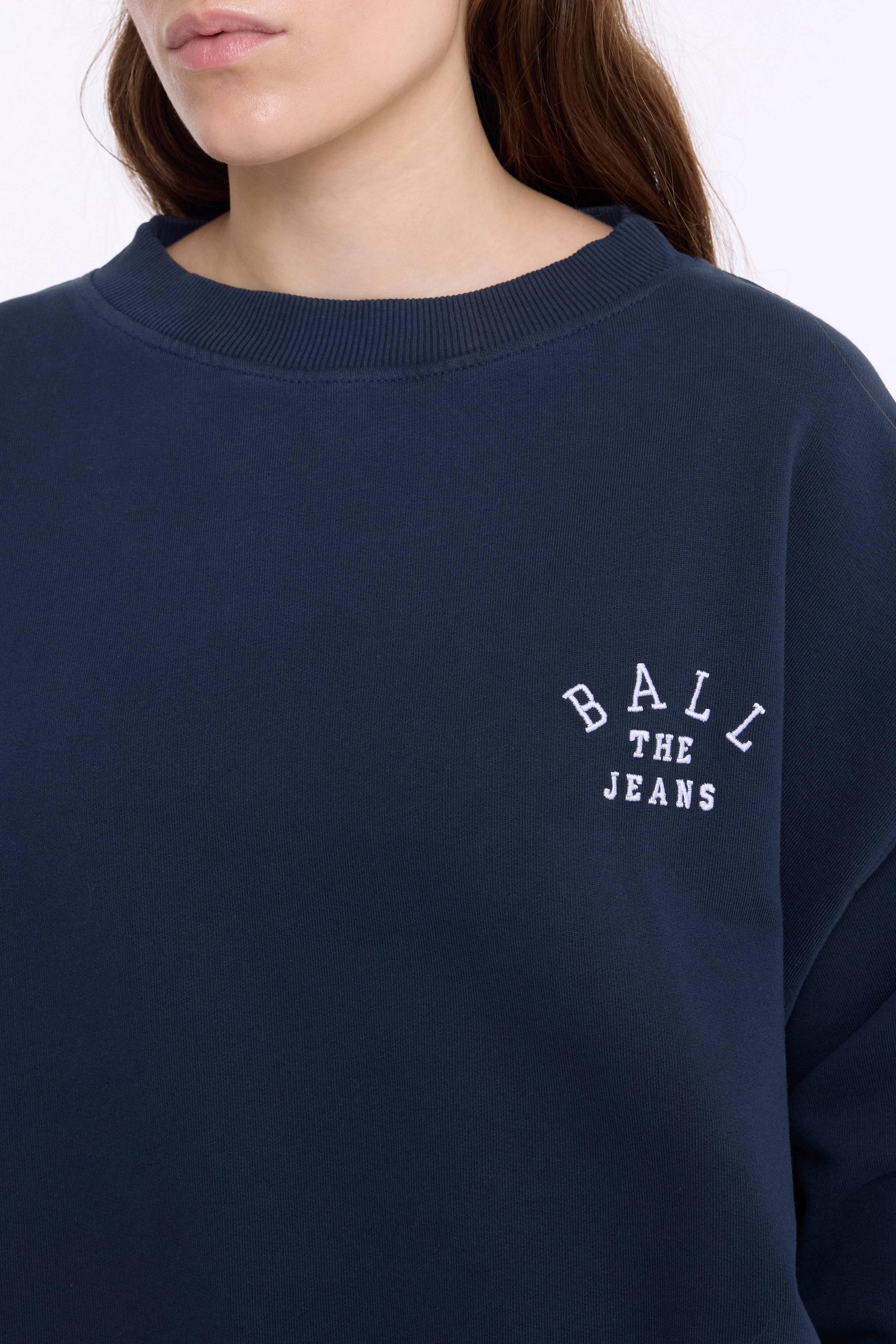 BASAVONA Sweatshirt LOOKBOOK DETAIL 50405151-193922