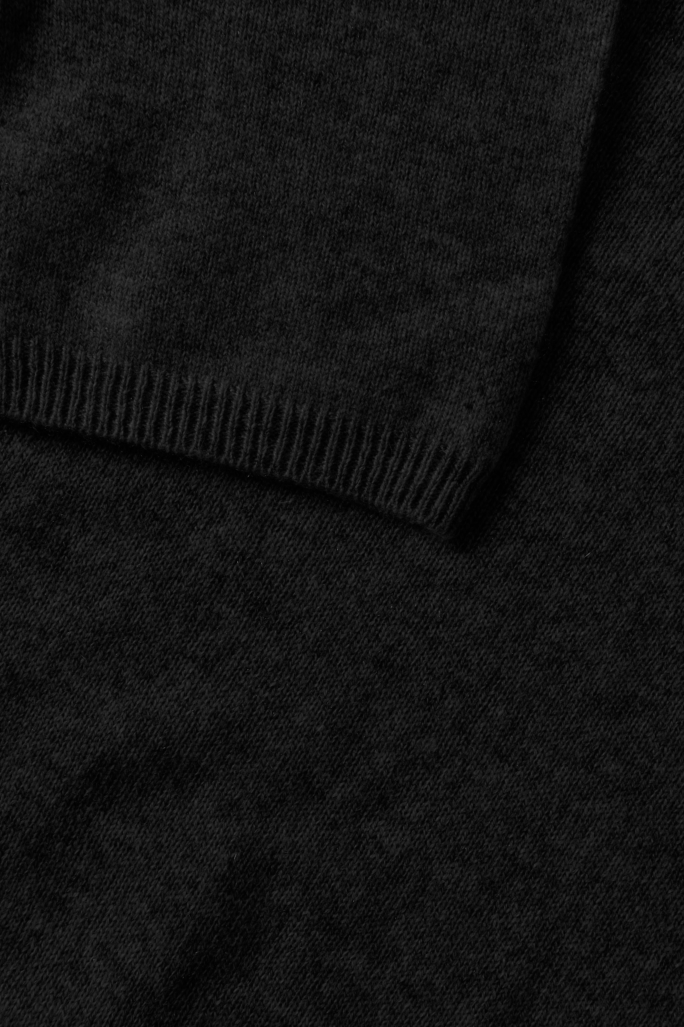 EverlottePW Pullover PACK DETAIL 30305571-194008