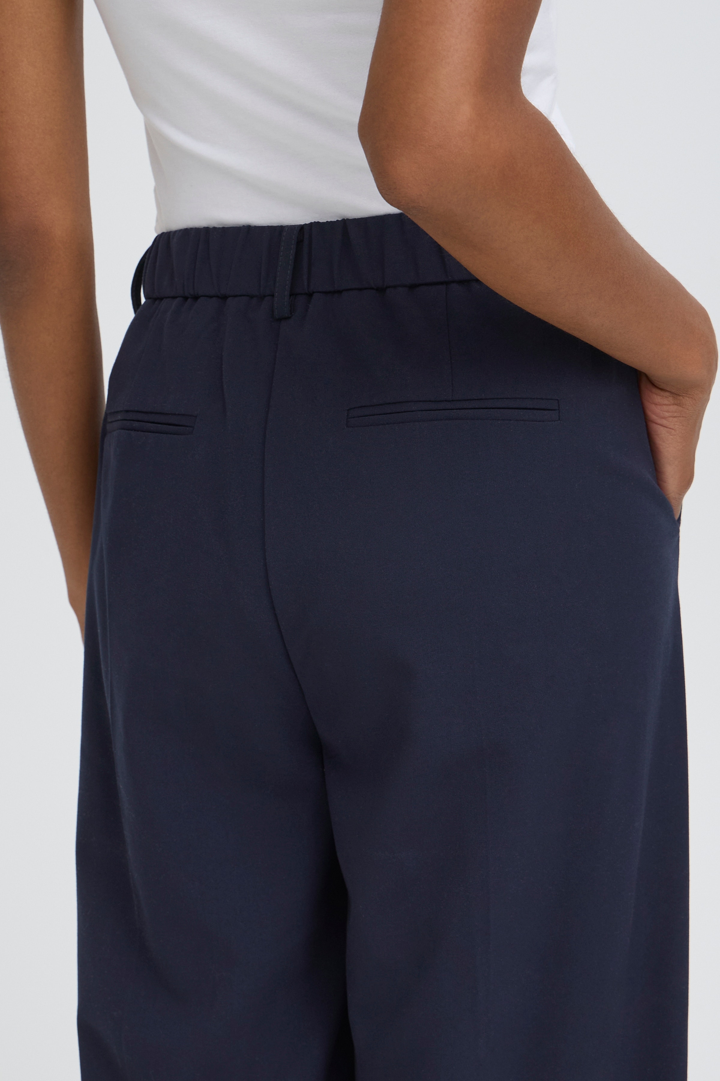 BYDANTA Trousers LOOKBOOK DETAIL 20806640-194020