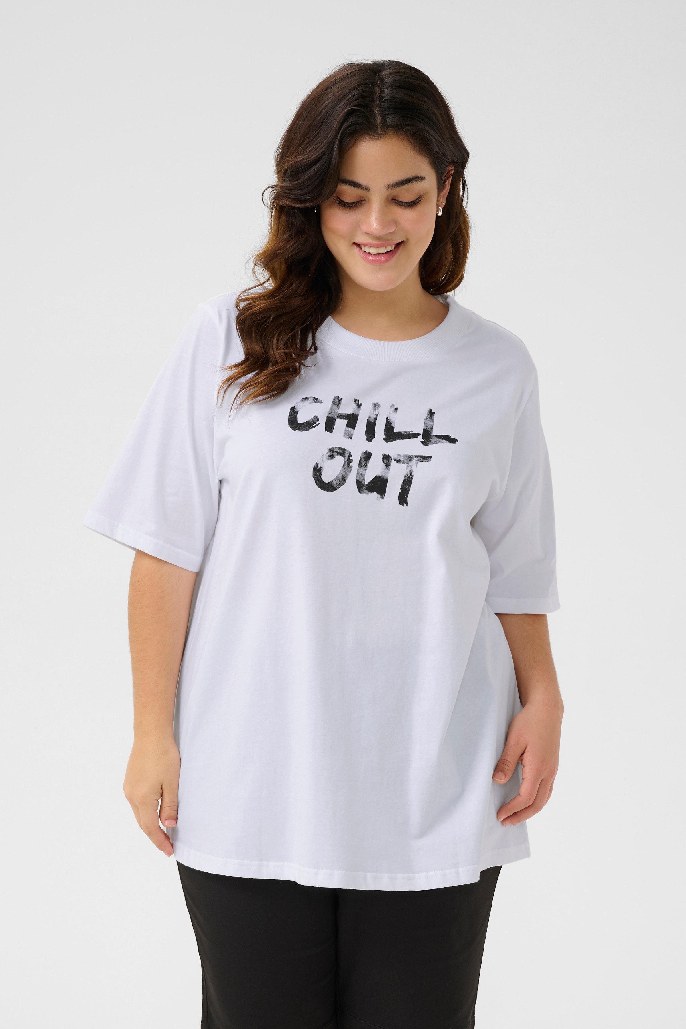 KCviola T-shirt LOOKBOOK FRONT 10583186-110601