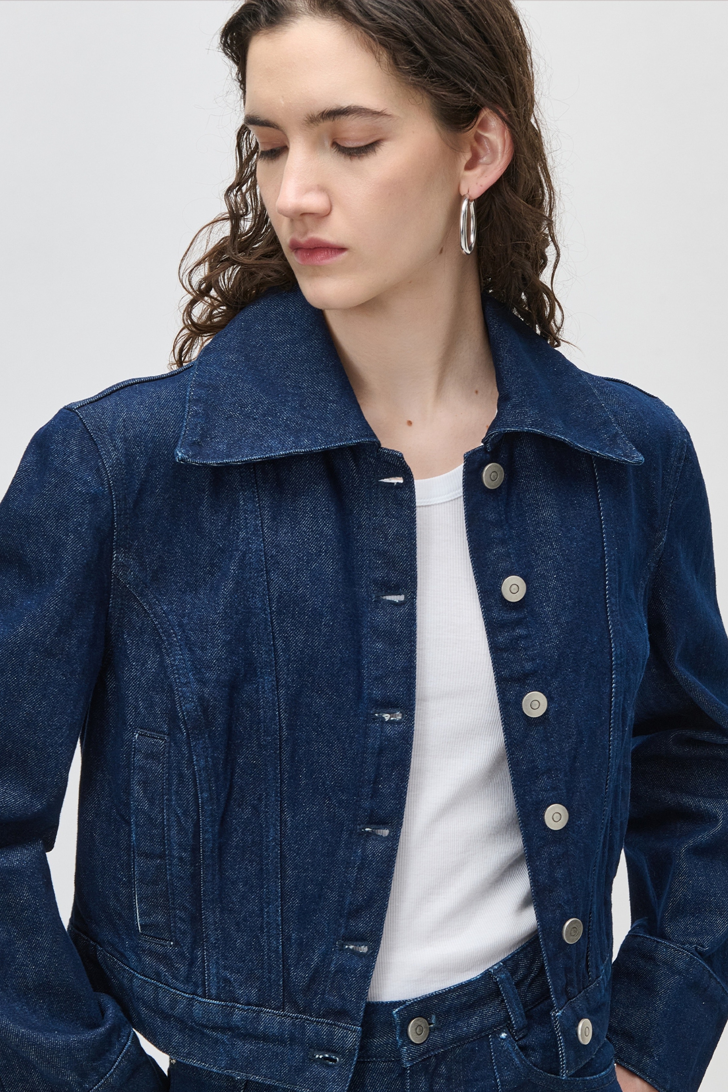 JOVANA JACKET LOOKBOOK FRONT 30600703-BL872