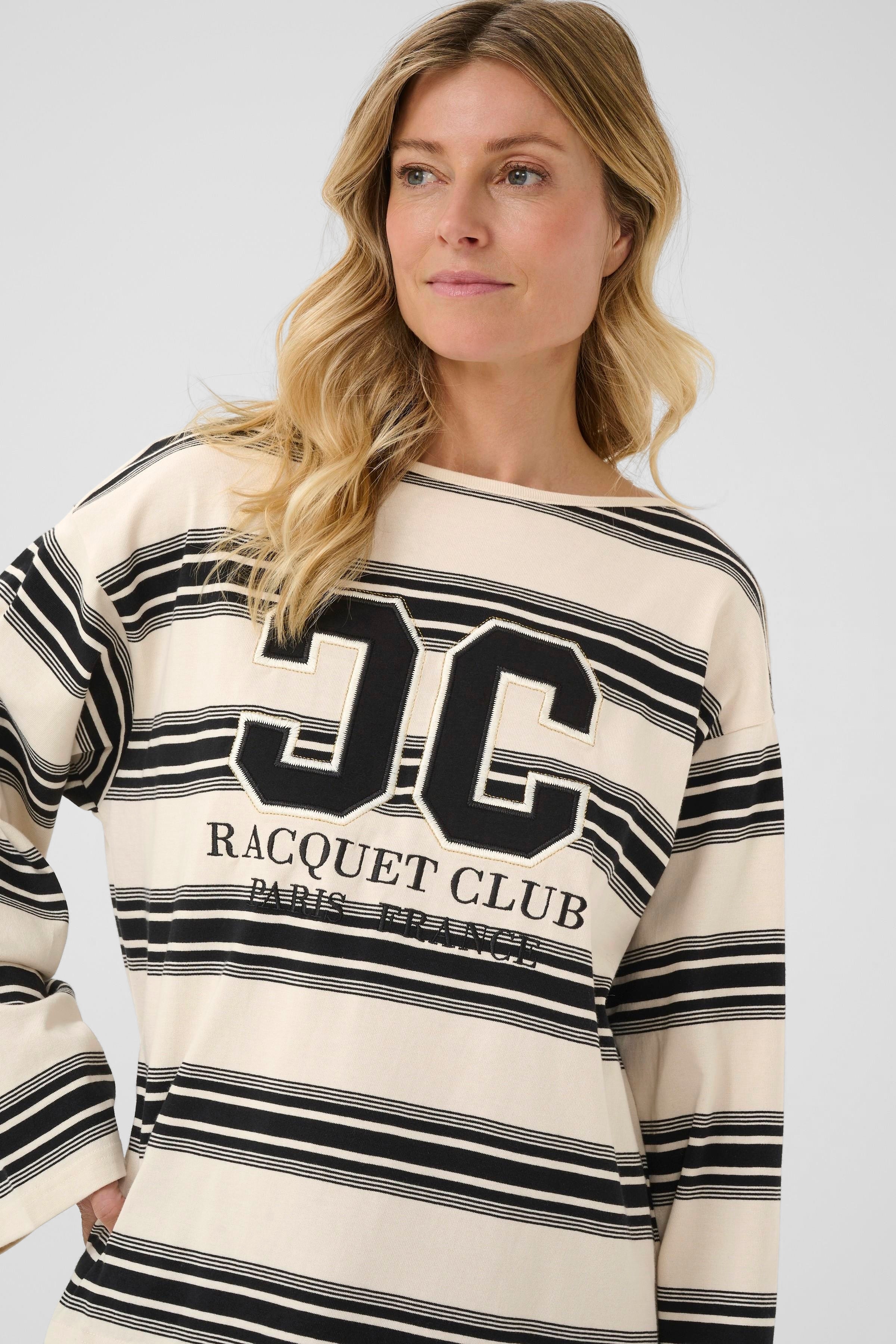 CRCarmell Sweatshirt LOOKBOOK DETAIL 10614247-108382