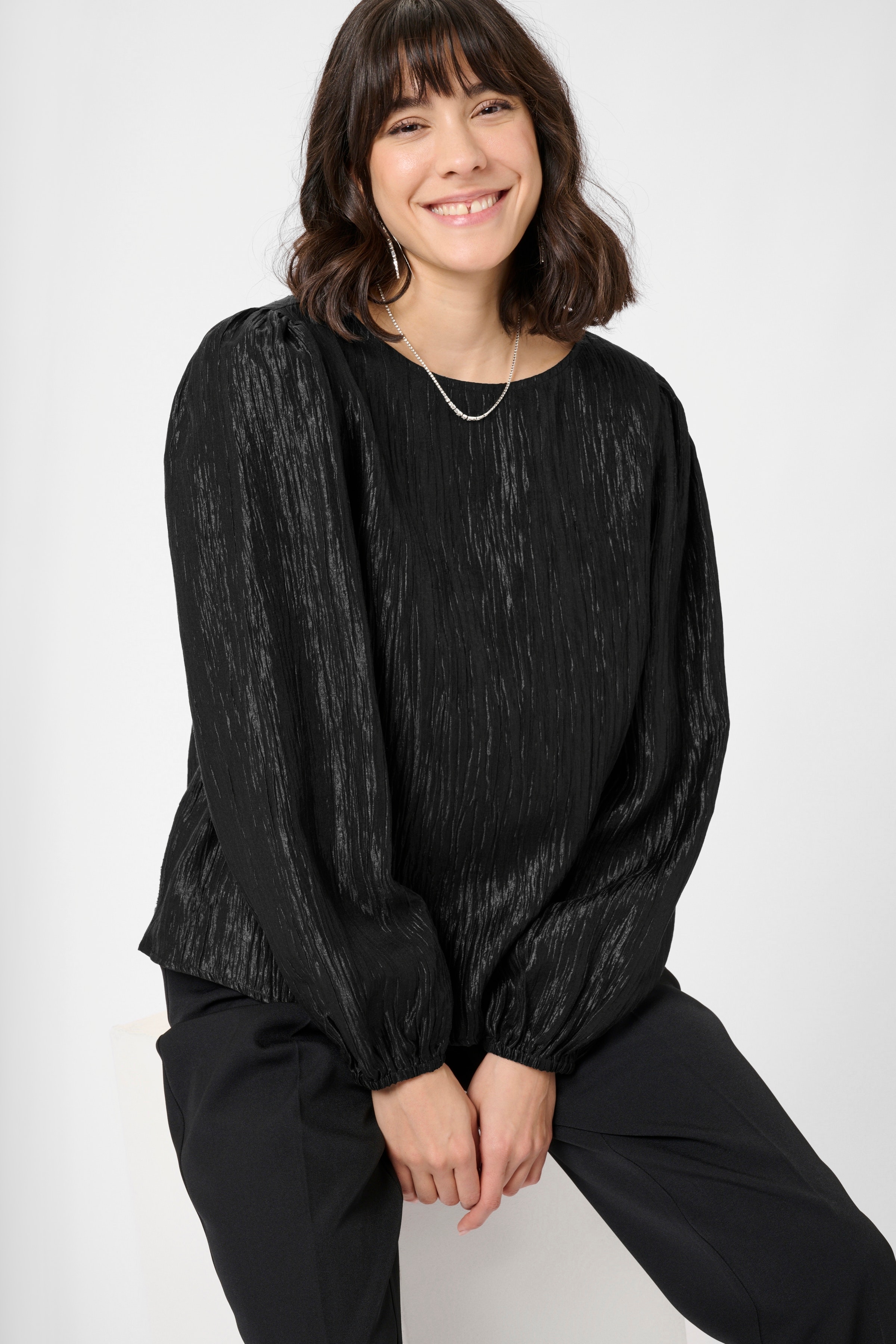 KArizz Bluse LOOKBOOK DETAIL 10510942-100121