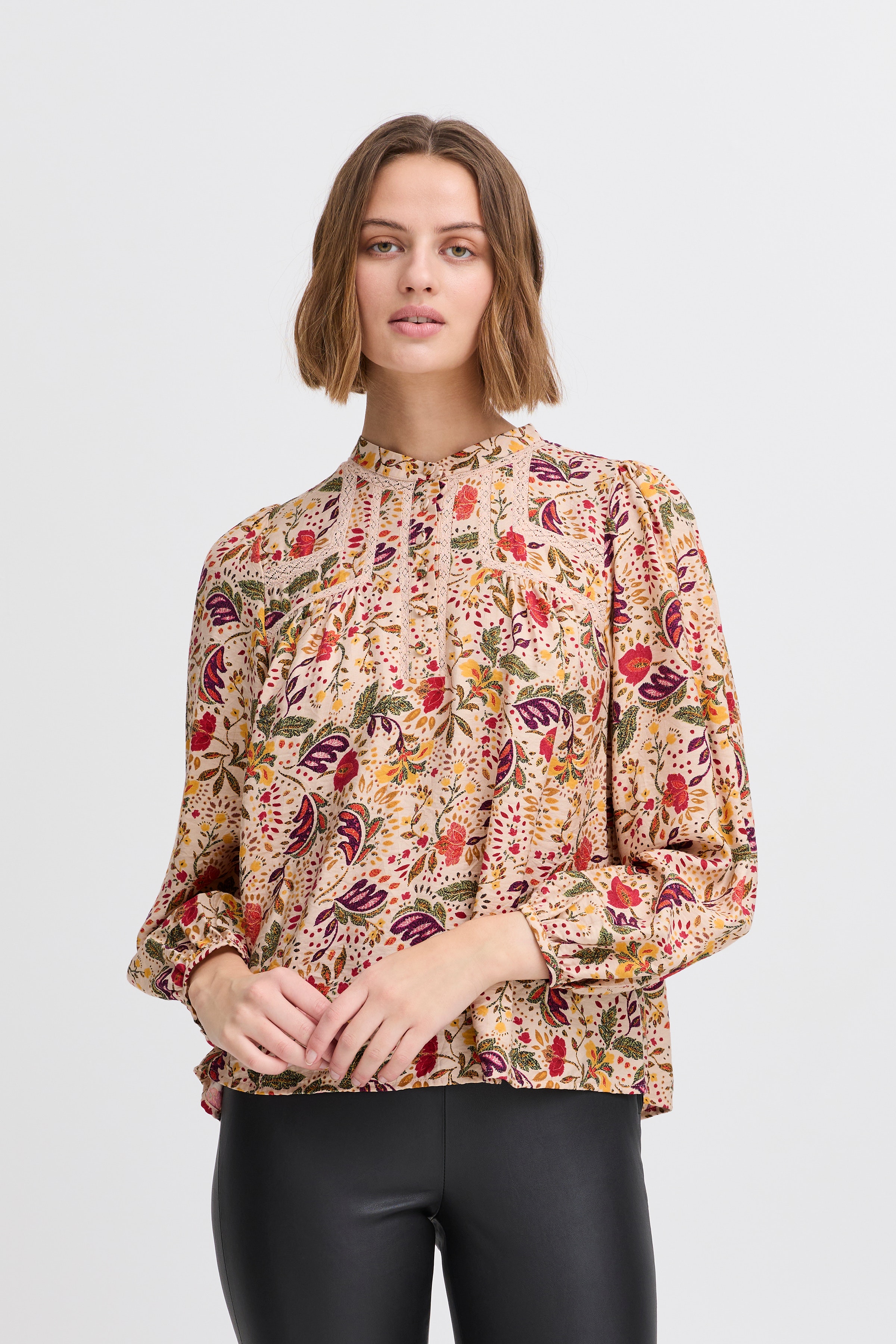 IRNOLA Blouse met lange mouwen LOOKBOOK FRONT 20122071-141209