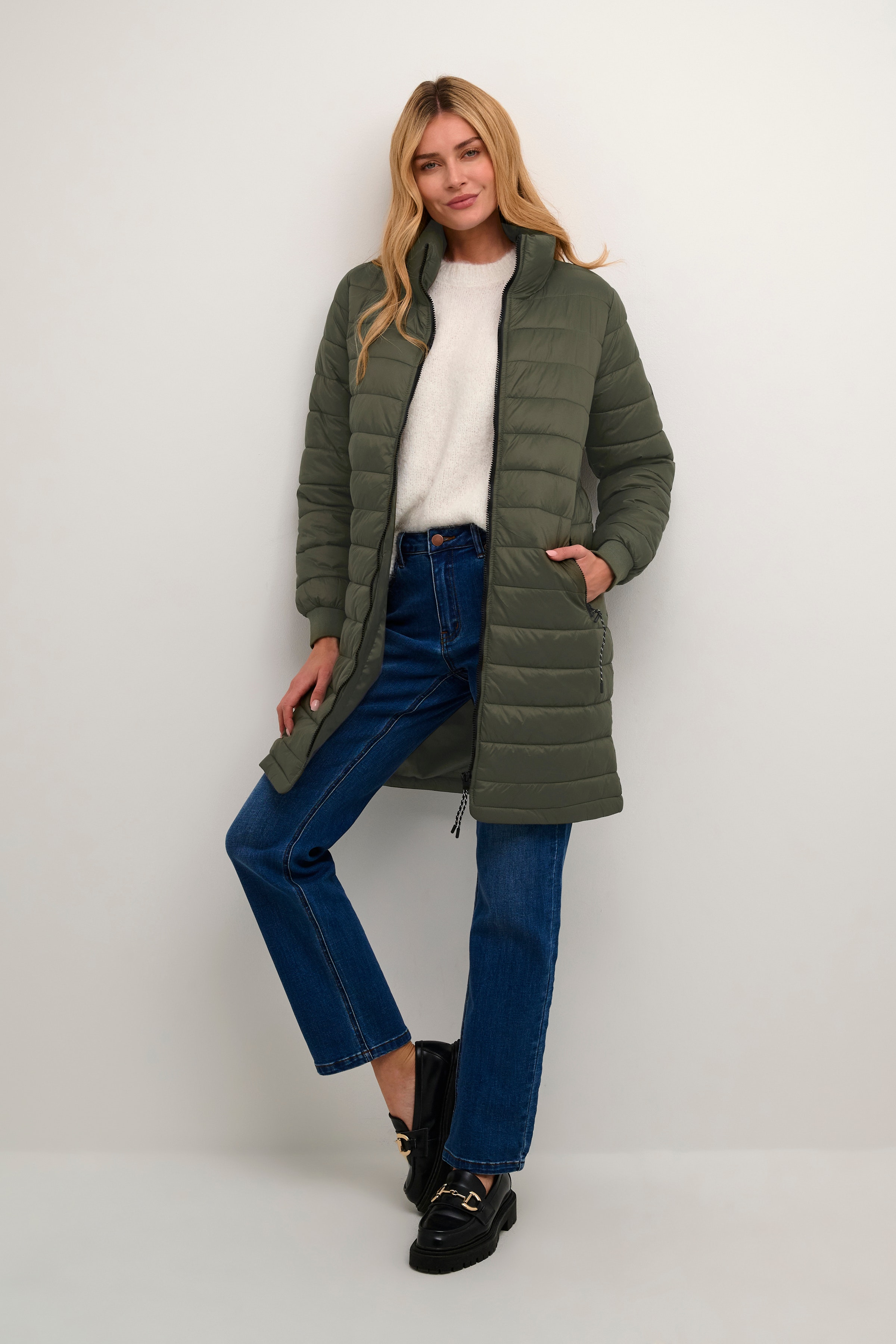 KAlira Jakke LOOKBOOK FRONT 10507223-190511