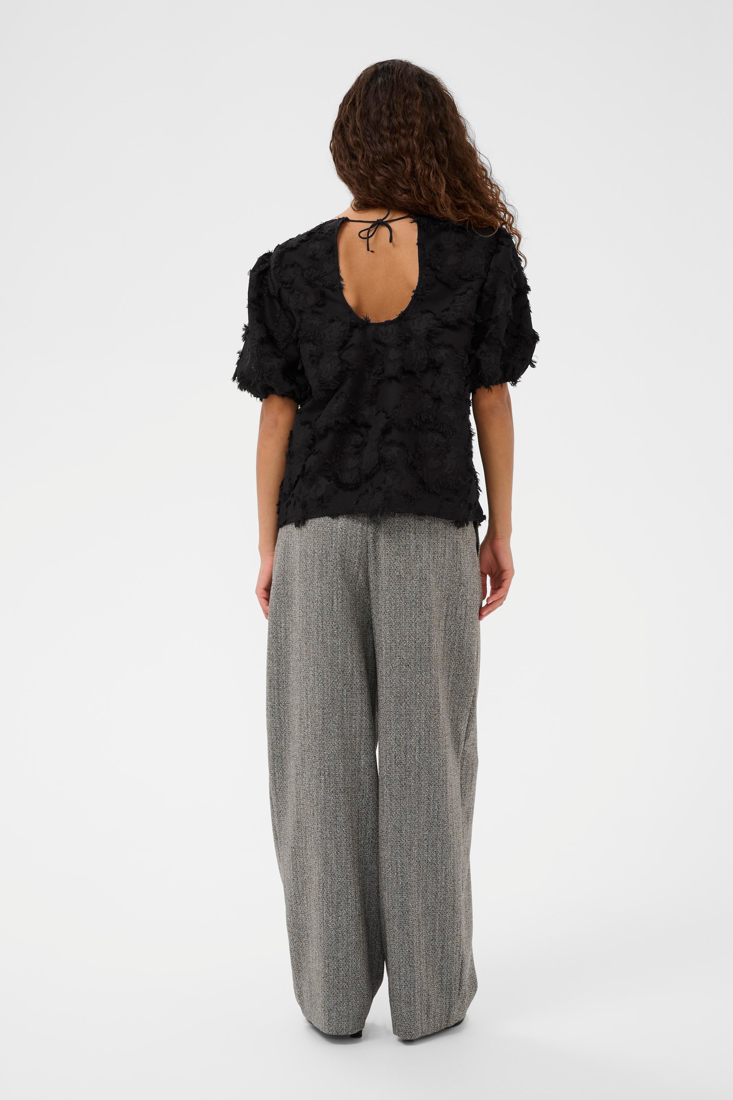 SLVaya Blouse LOOKBOOK BACK 30408895-194008