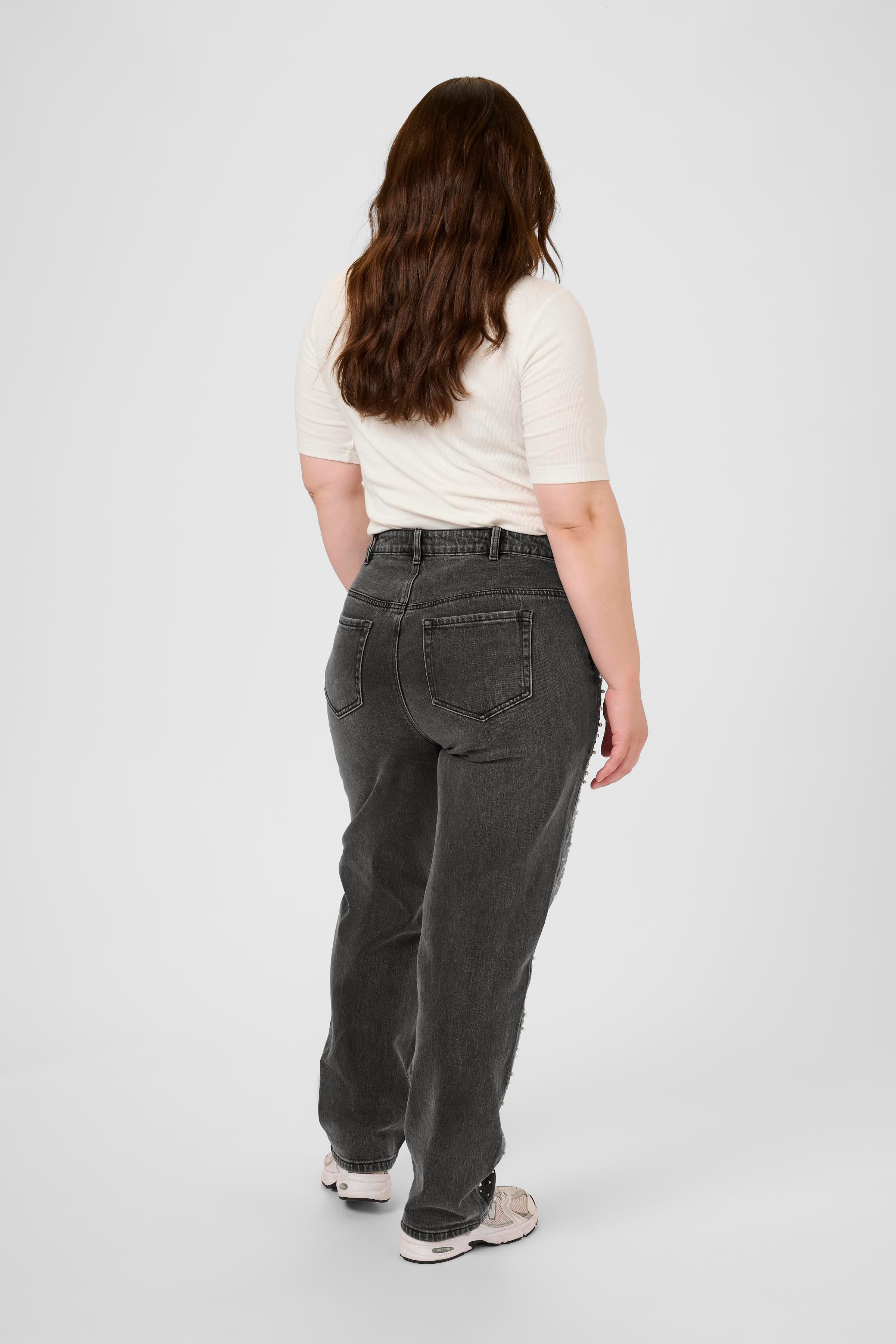 KCpetri Jeans LOOKBOOK BACK 10583783-108531