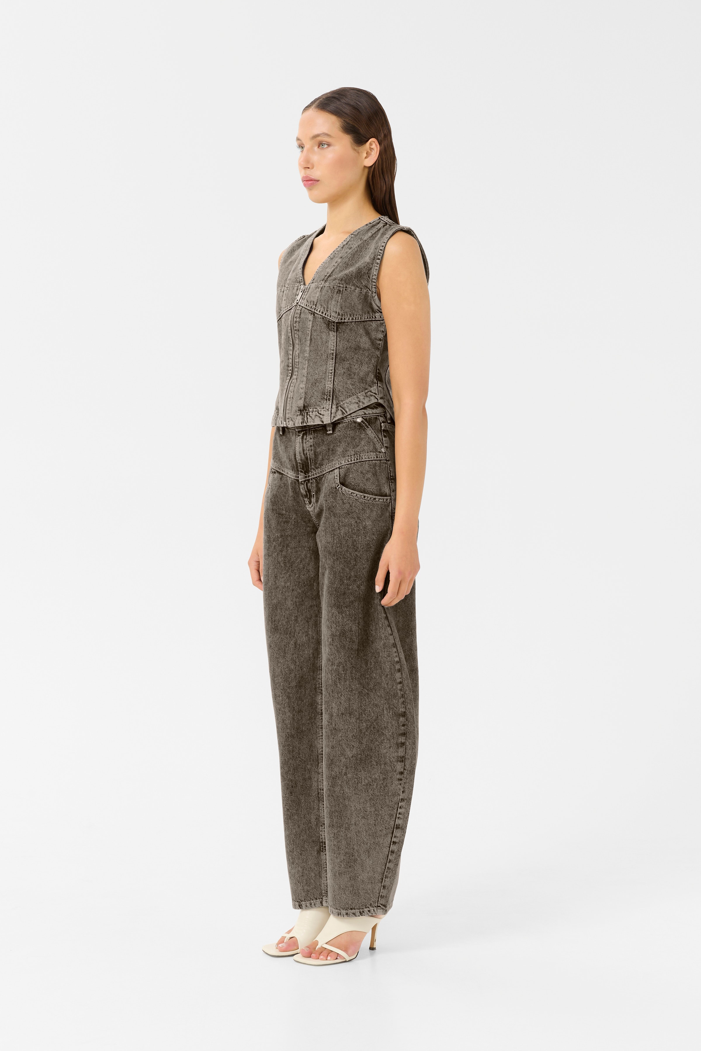GZjosie Waistcoat LOOKBOOK FRONT 10910304-107905