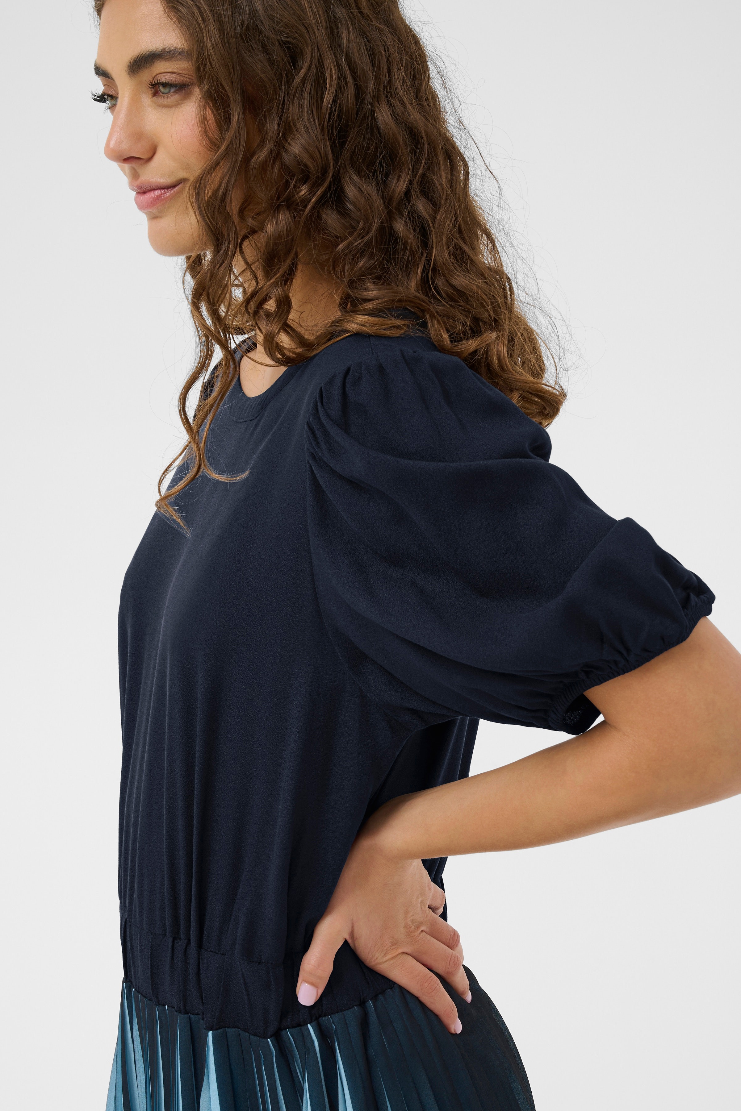 CUcarly Kleid LOOKBOOK DETAIL 50110993-194011