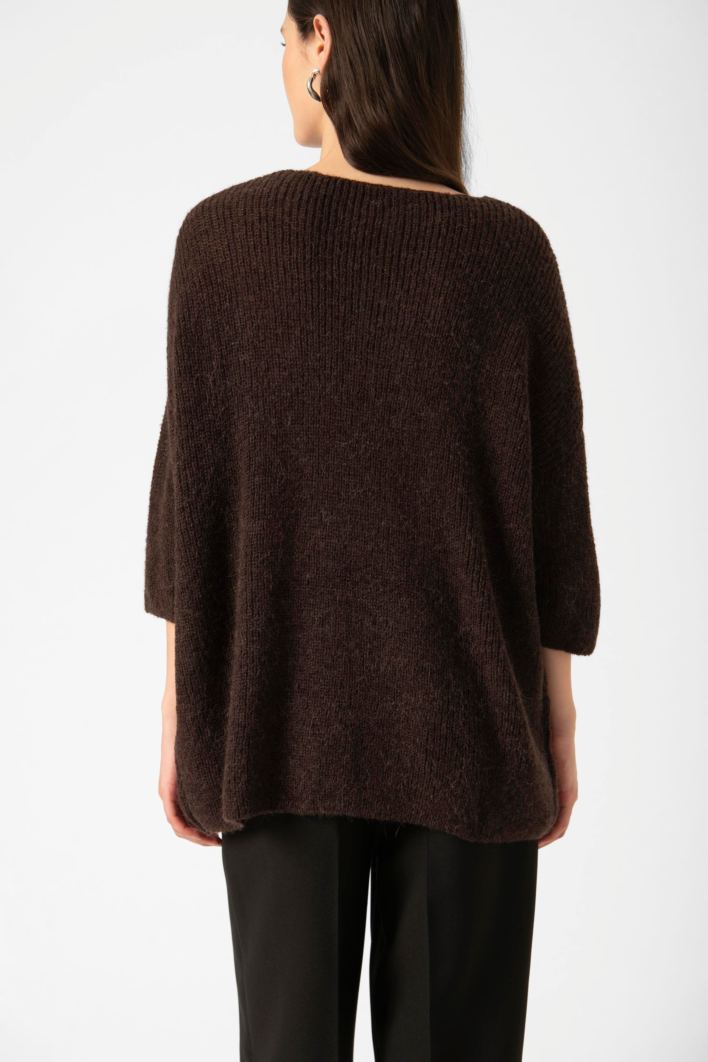 Tuesday Pullover LOOKBOOK BACK 30400427-191109