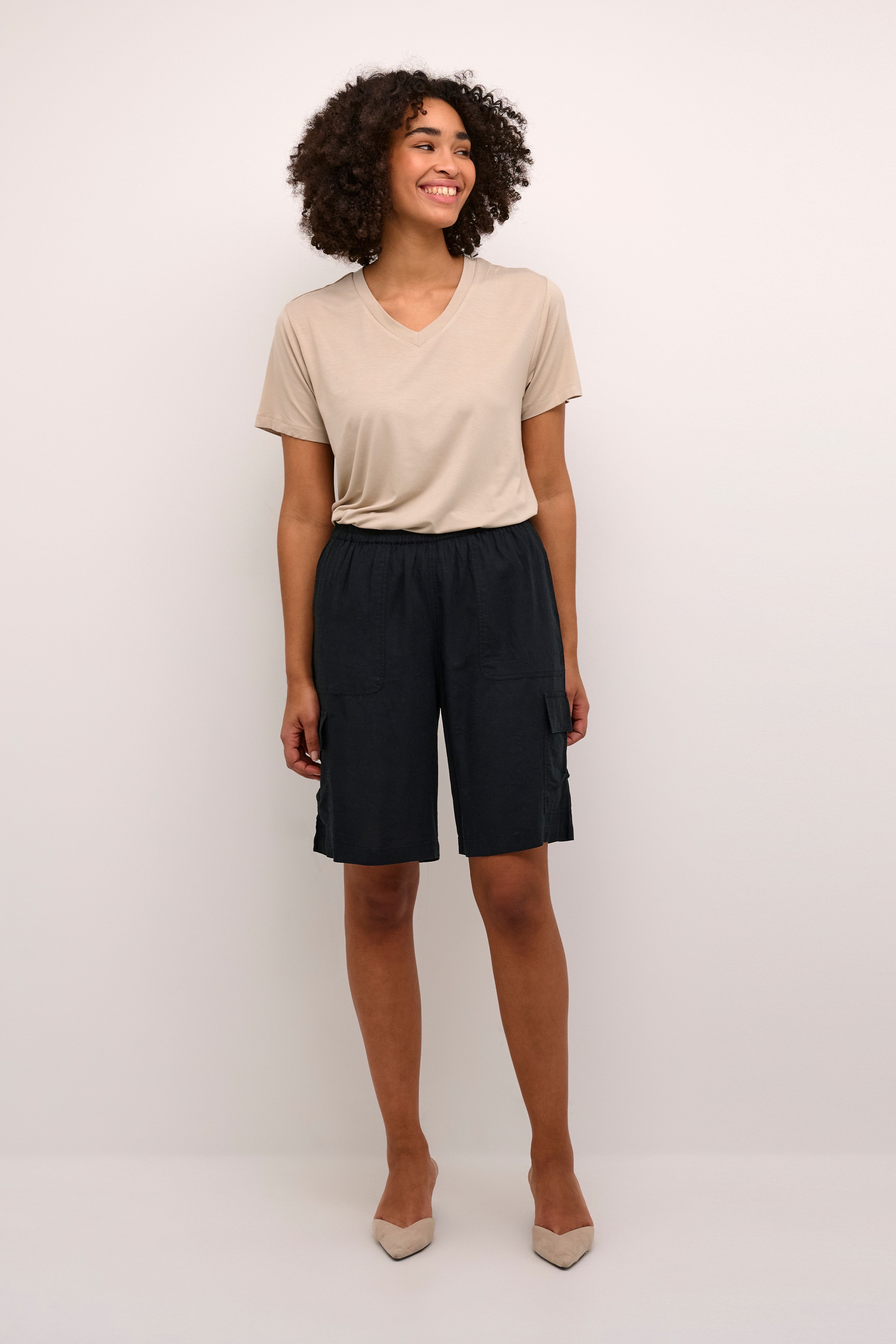 KAmilia Linnen shorts LOOKBOOK FRONT 10508315-100121